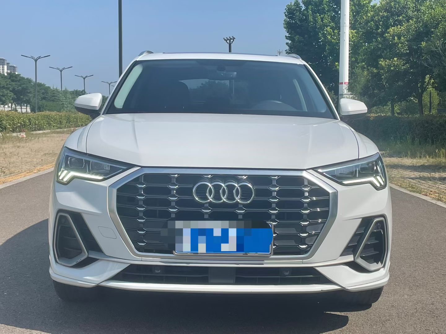 Audi Q3 2019 #4 Audi Q3 2019 car image #4