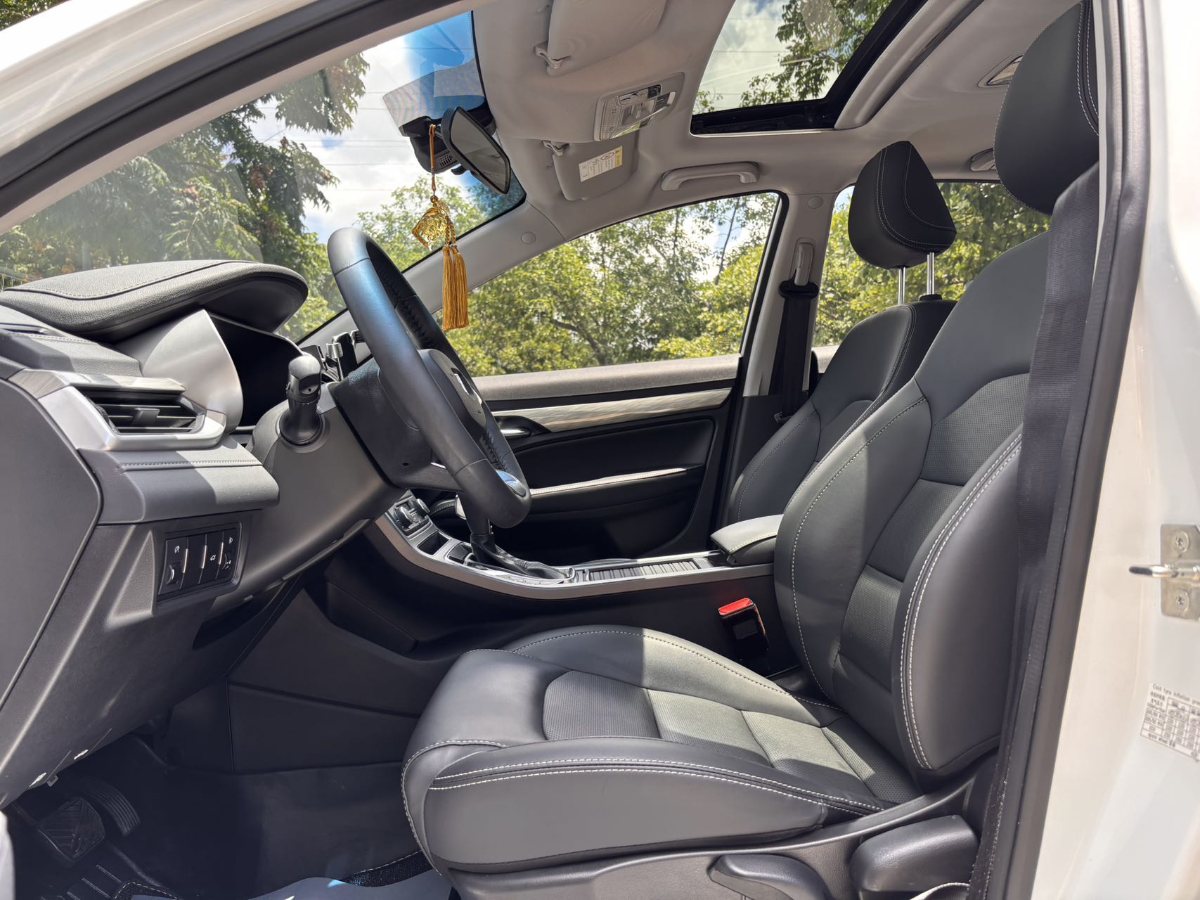 GEELY Emgrand 2019 #6 GEELY Emgrand 2019 car image #6