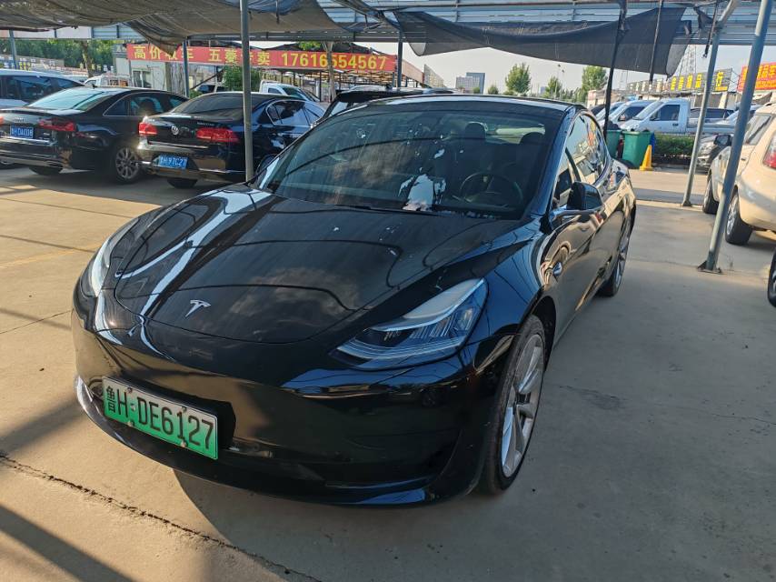 Tesla Model 3 2020 car image 