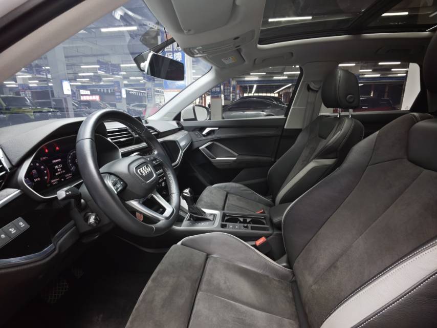 Audi Q3 2020 #7 Audi Q3 2020 car image #7
