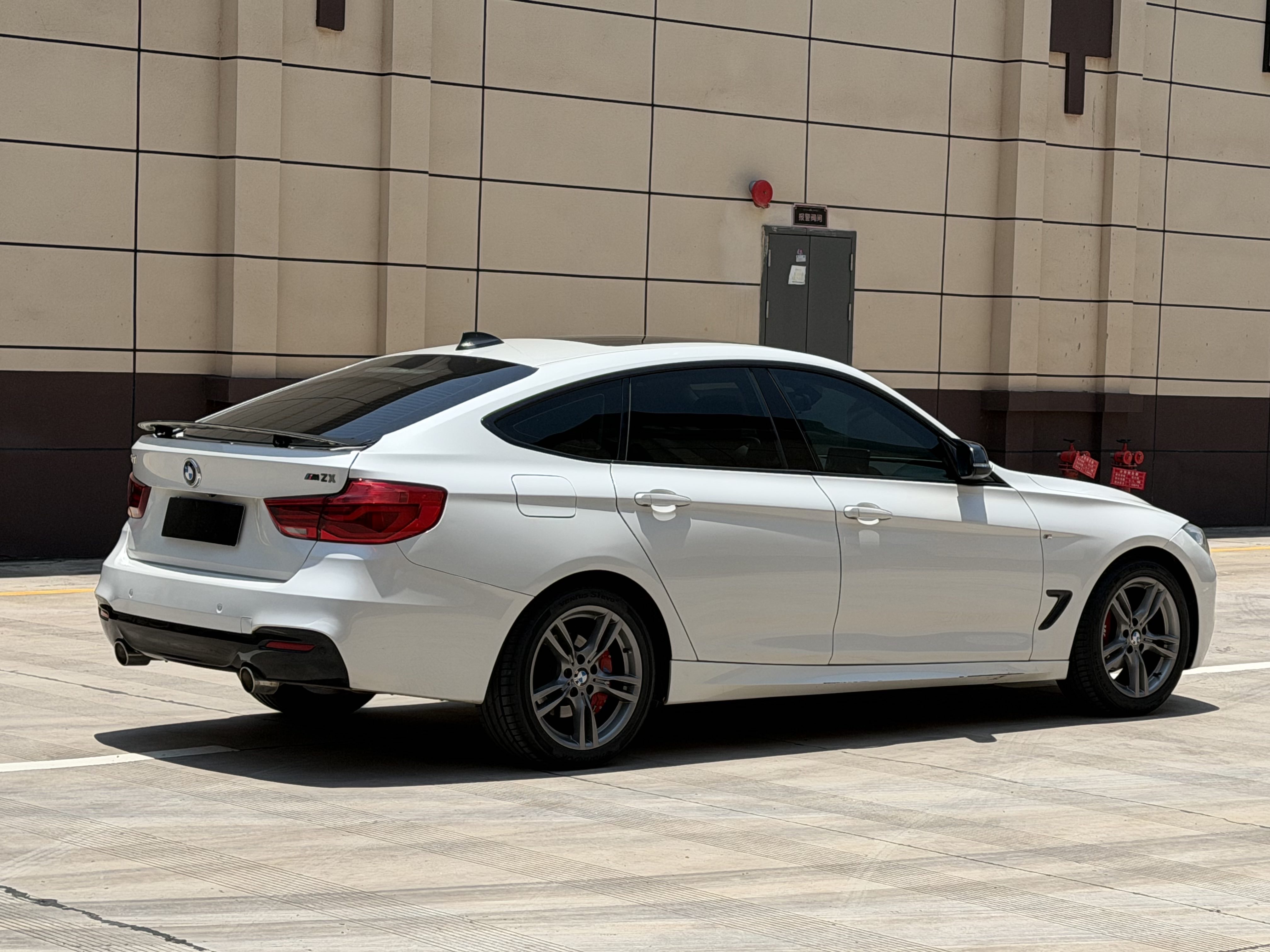 BMW 3 Series GT 2017 car image #7