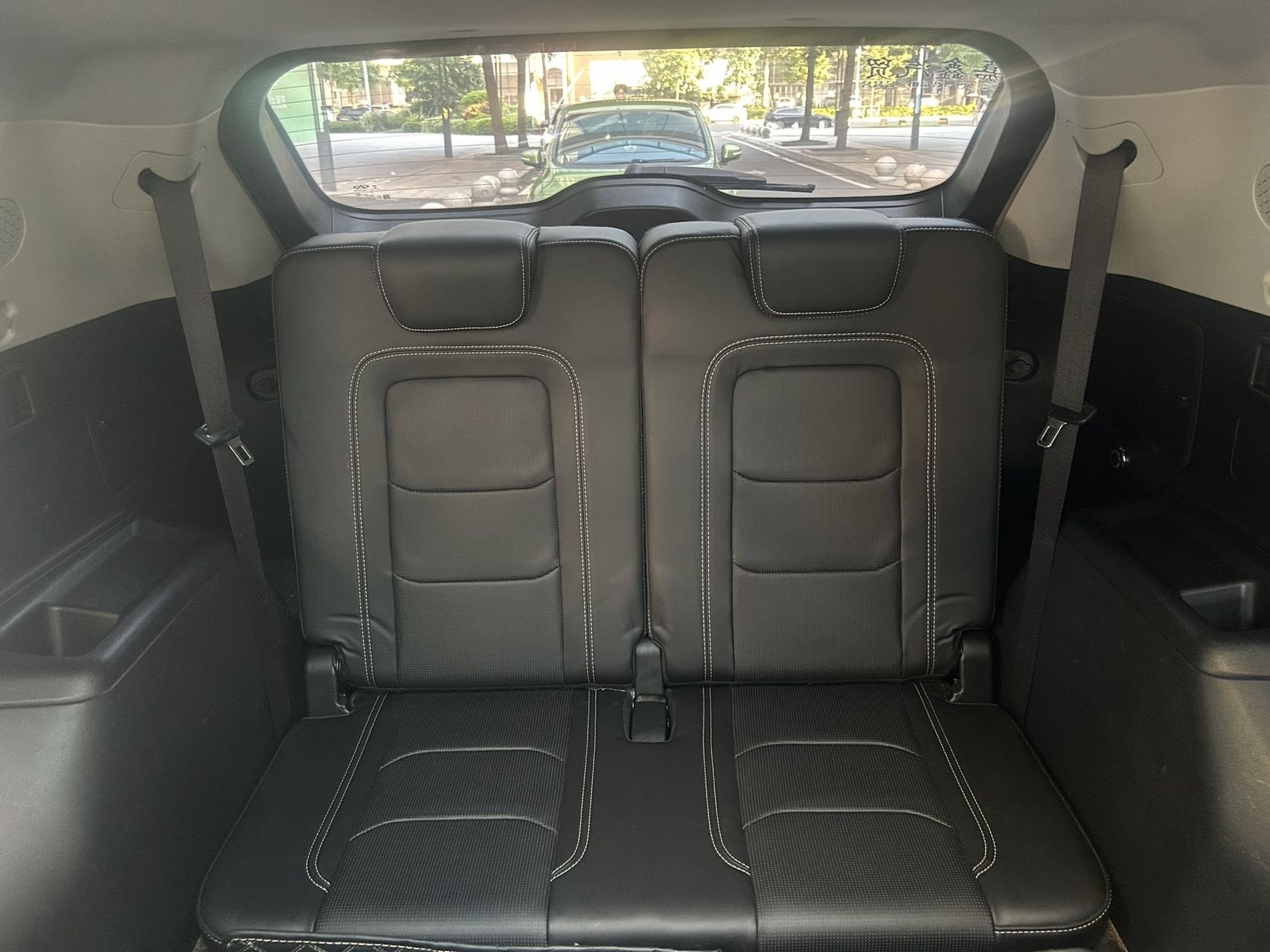 Jetour X70 PLUS 2022 car image #17