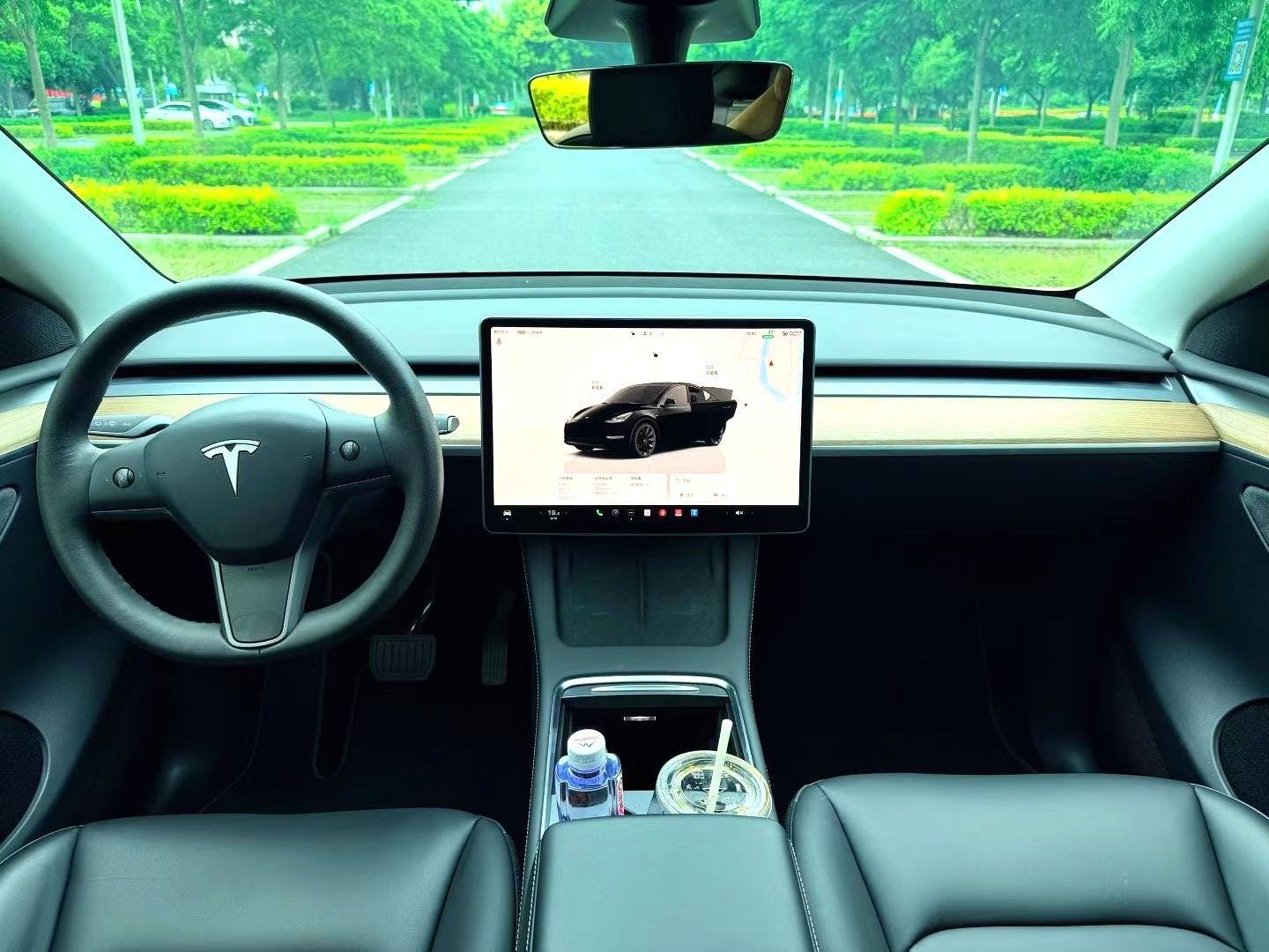 Tesla Model Y 2022 #7 Tesla Model Y 2022 car image #7