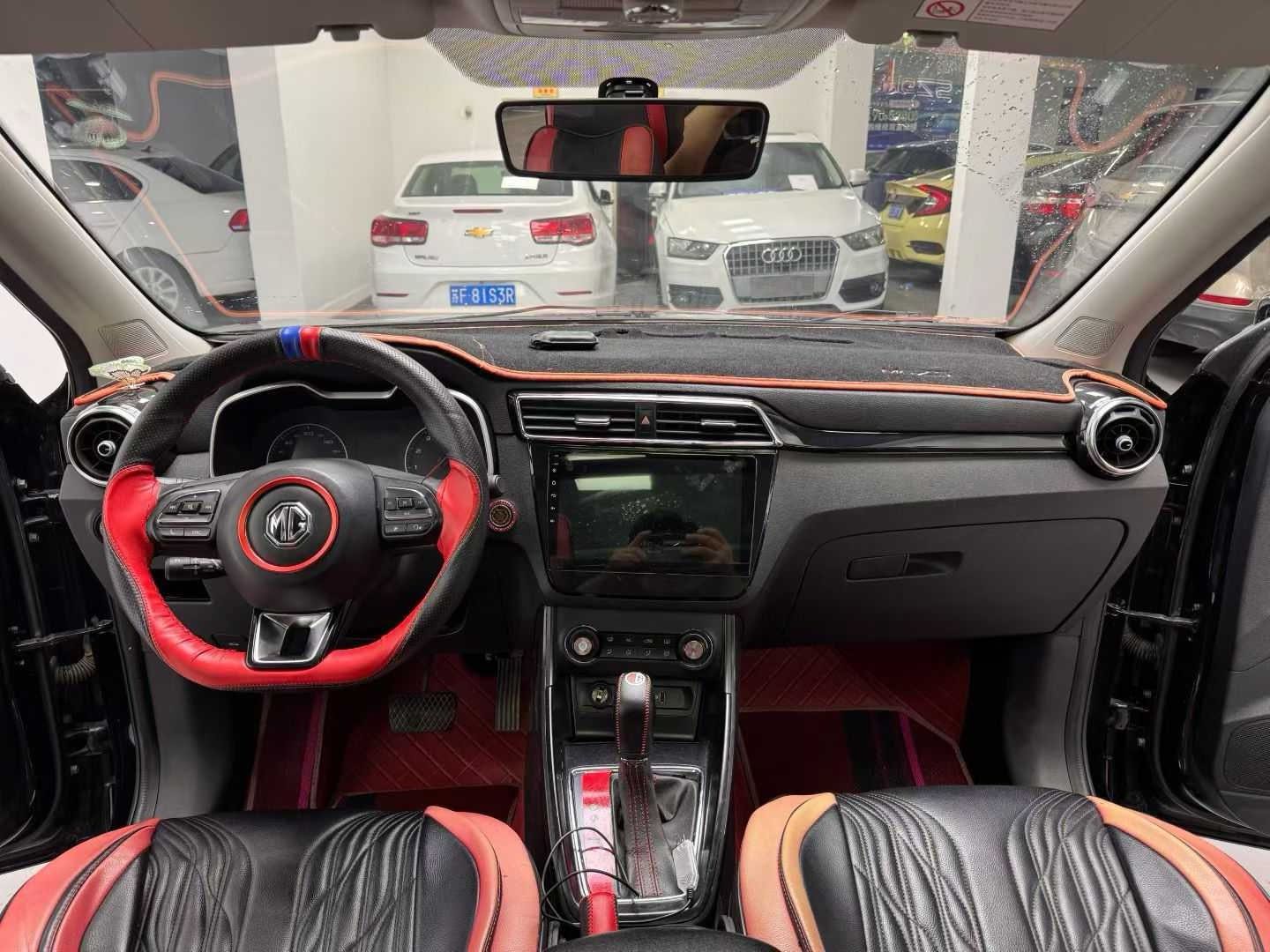 2020 immagine di auto #10