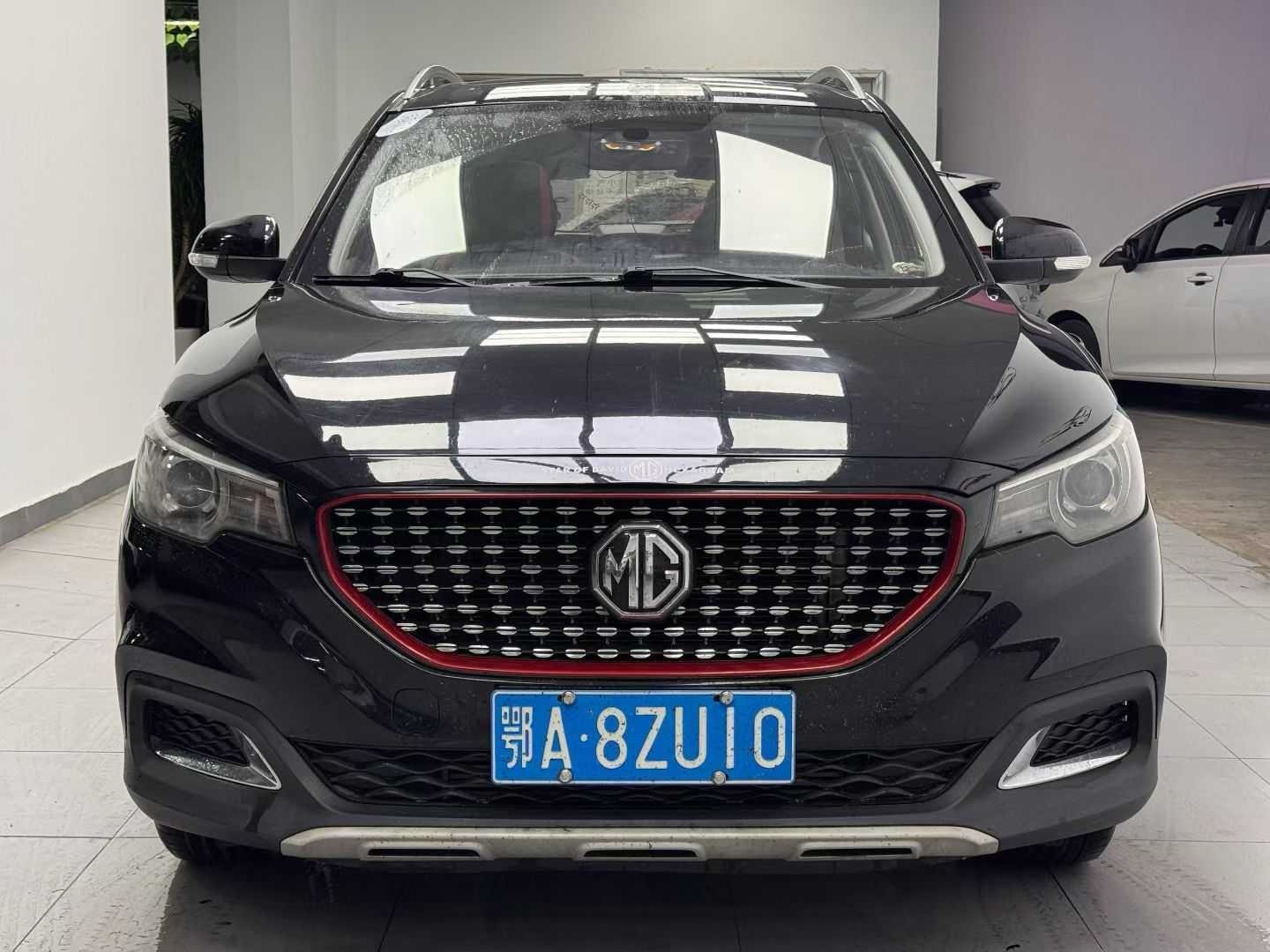 2020 immagine di auto #4