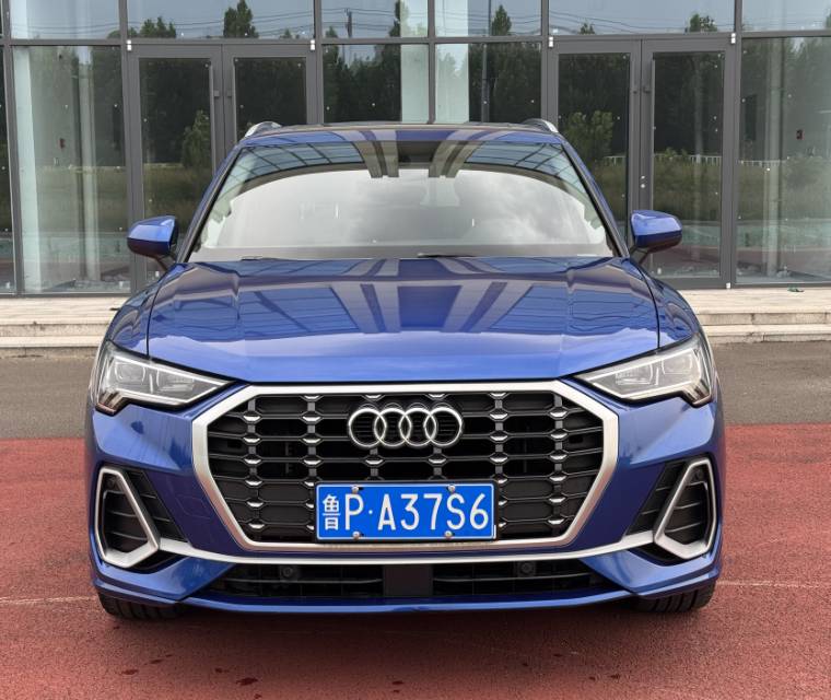 Audi Q3 2021 #4 Audi Q3 2021 car image #4