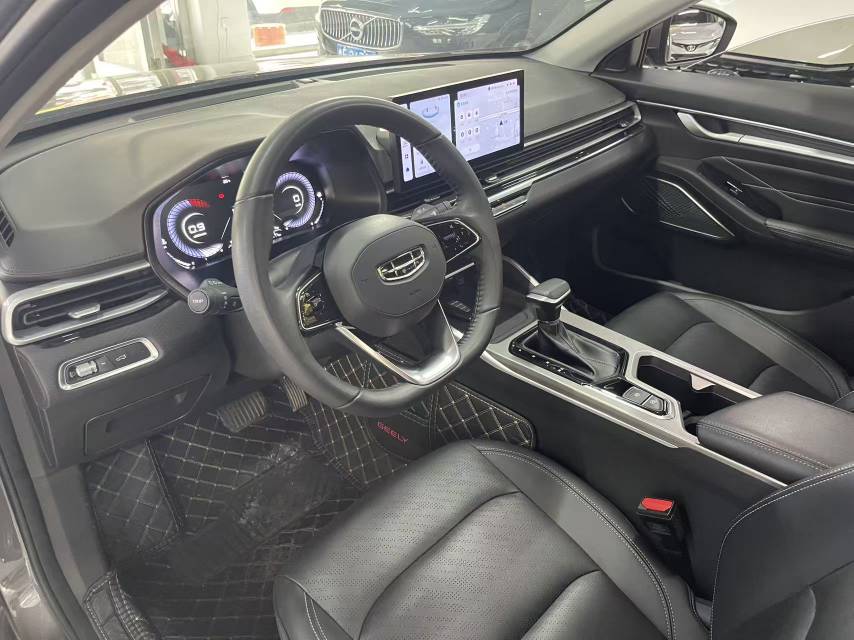 GEELY Emgrand 2023 image de voiture #9