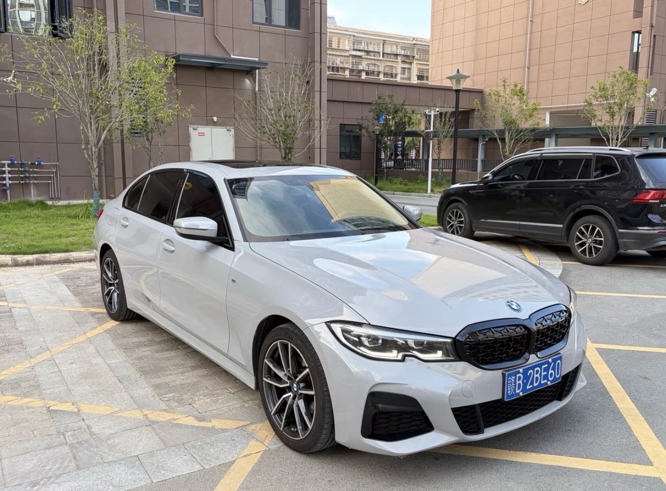 BMW 3 Series 2021 car image #5