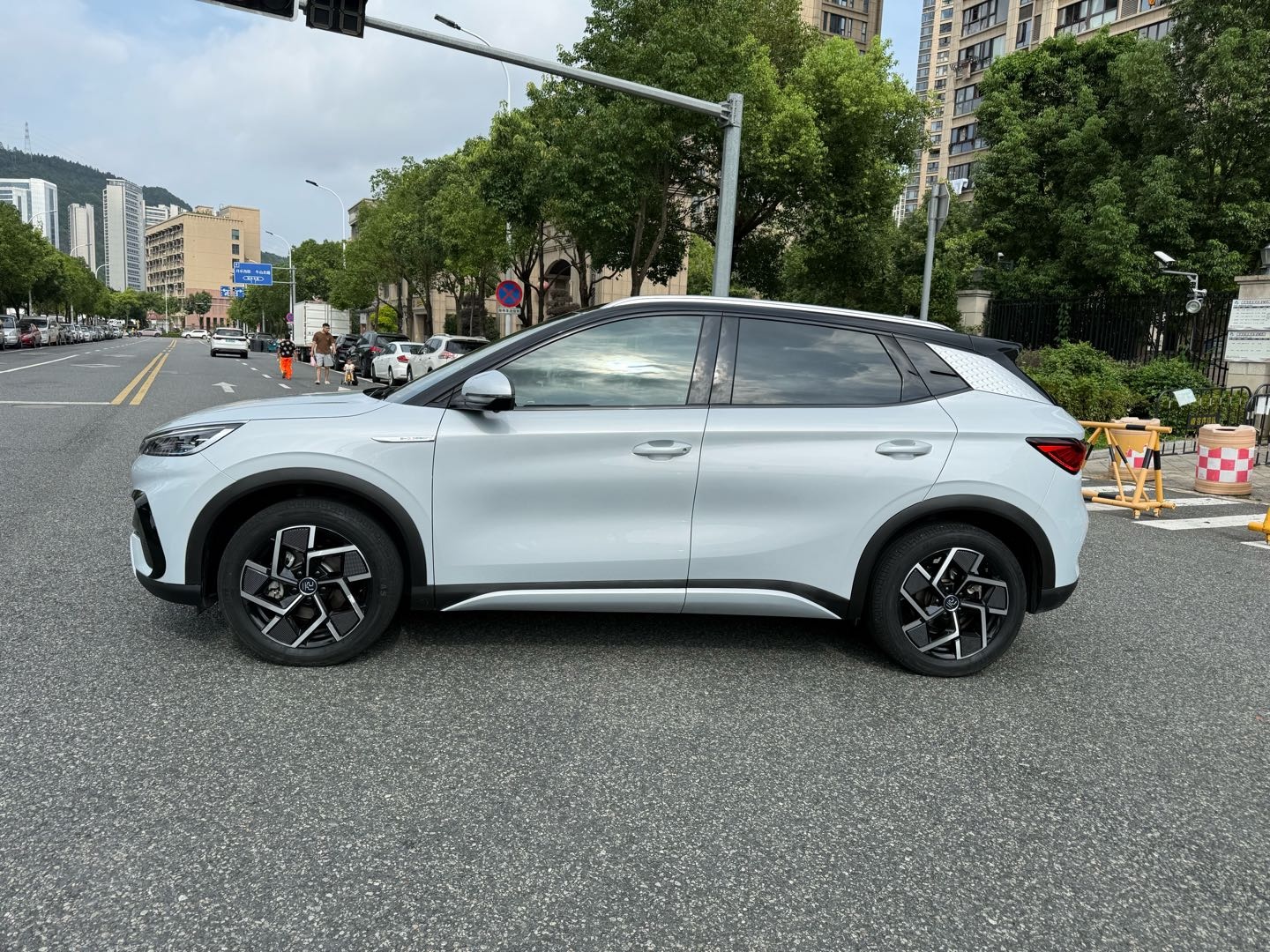 BYD Yuan Plus 2023 #11 BYD Yuan Plus 2023 car image #11