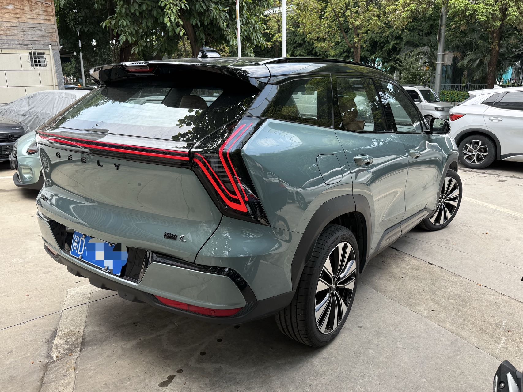 GEELY Boyue L 2025 #12 GEELY Boyue L 2025 car image #12