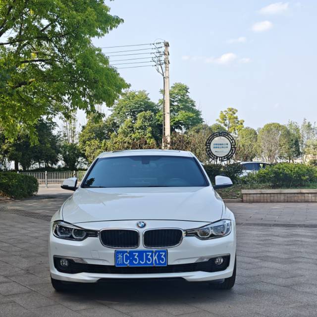 BMW 3 Series 2016 #3 BMW 3 Series 2016 car image #3