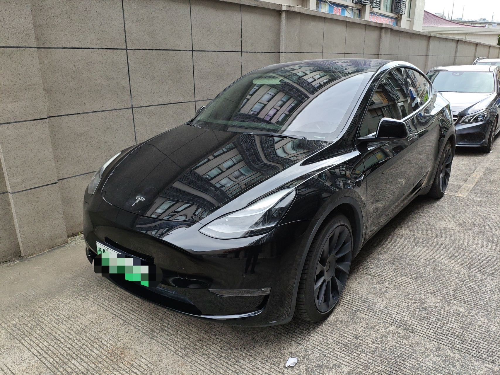 Tesla Model Y 2021 #2 Tesla Model Y 2021 car image #2