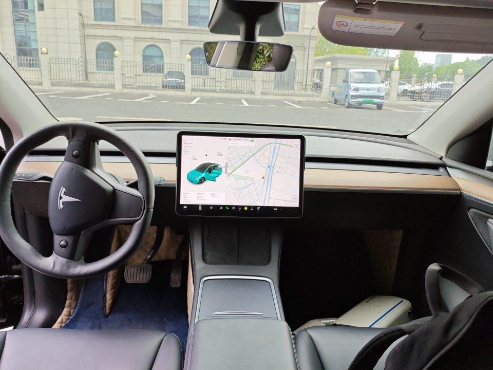 Tesla Model Y 2021 #7 Tesla Model Y 2021 car image #7