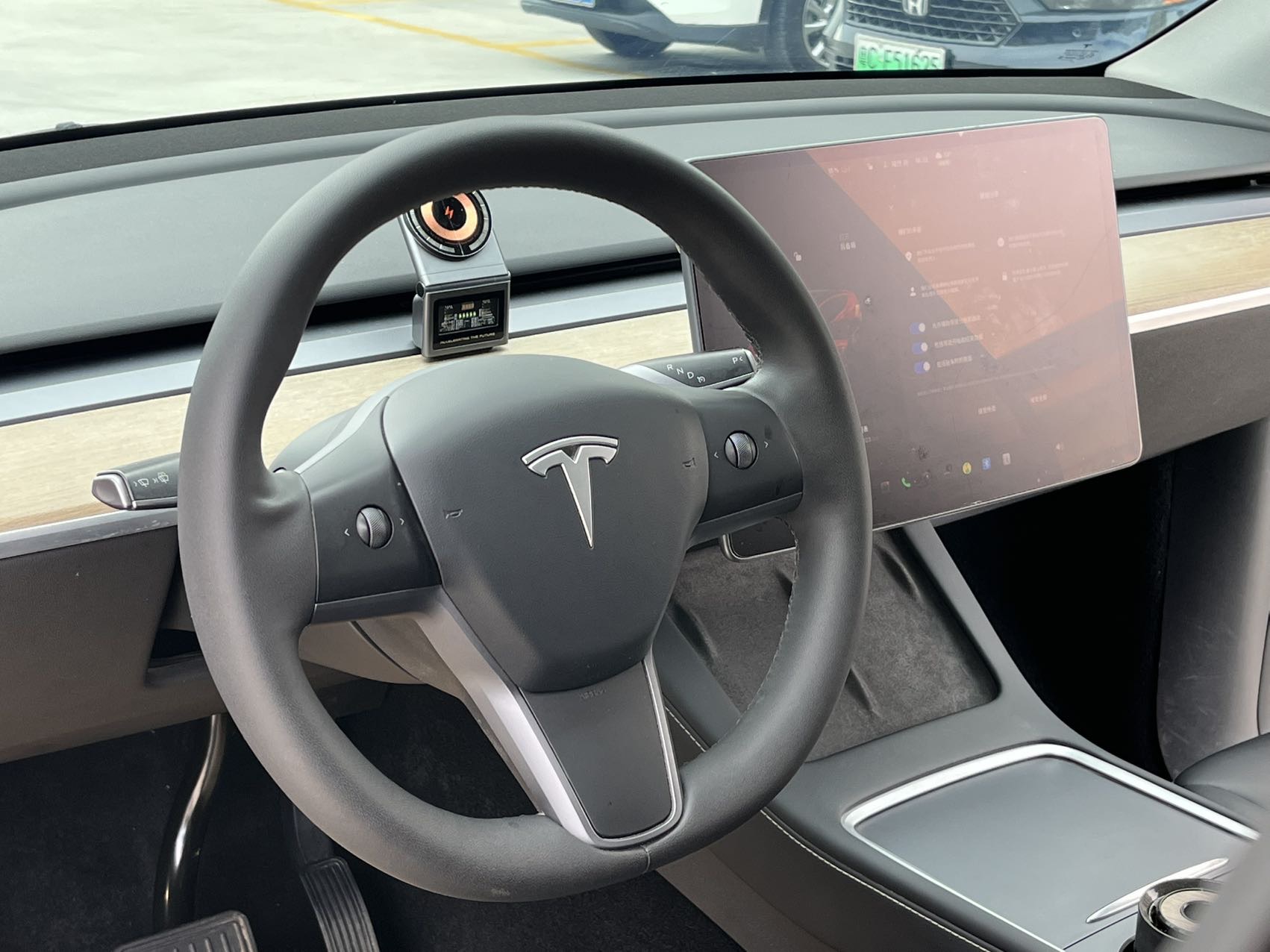 Tesla Model Y 2022 #7 Tesla Model Y 2022 car image #7