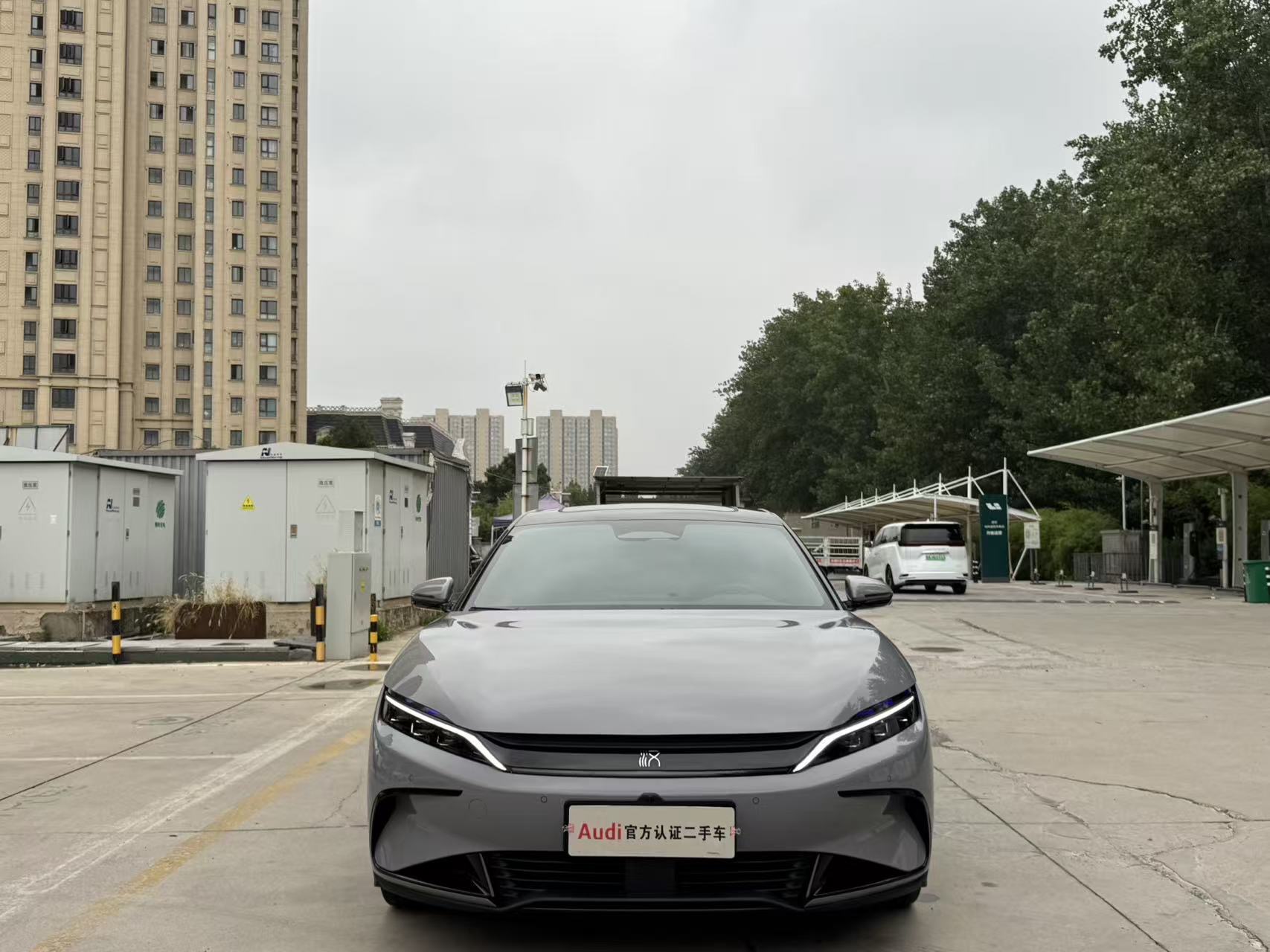 BYD Han 2025 #4 BYD Han 2025 изображение автомобиля #4