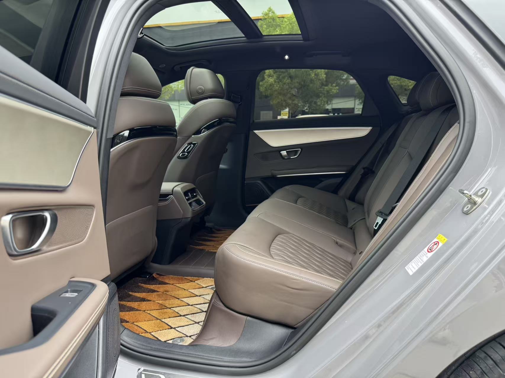 BYD Han 2025 #11 BYD Han 2025 изображение автомобиля #11
