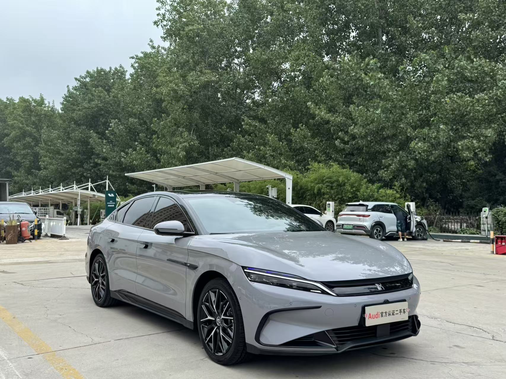 BYD Han 2025 #5 BYD Han 2025 изображение автомобиля #5