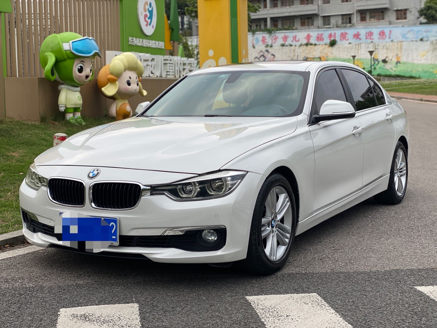 BMW 3 Series 2017 #2 BMW 3 Series 2017 car image #2