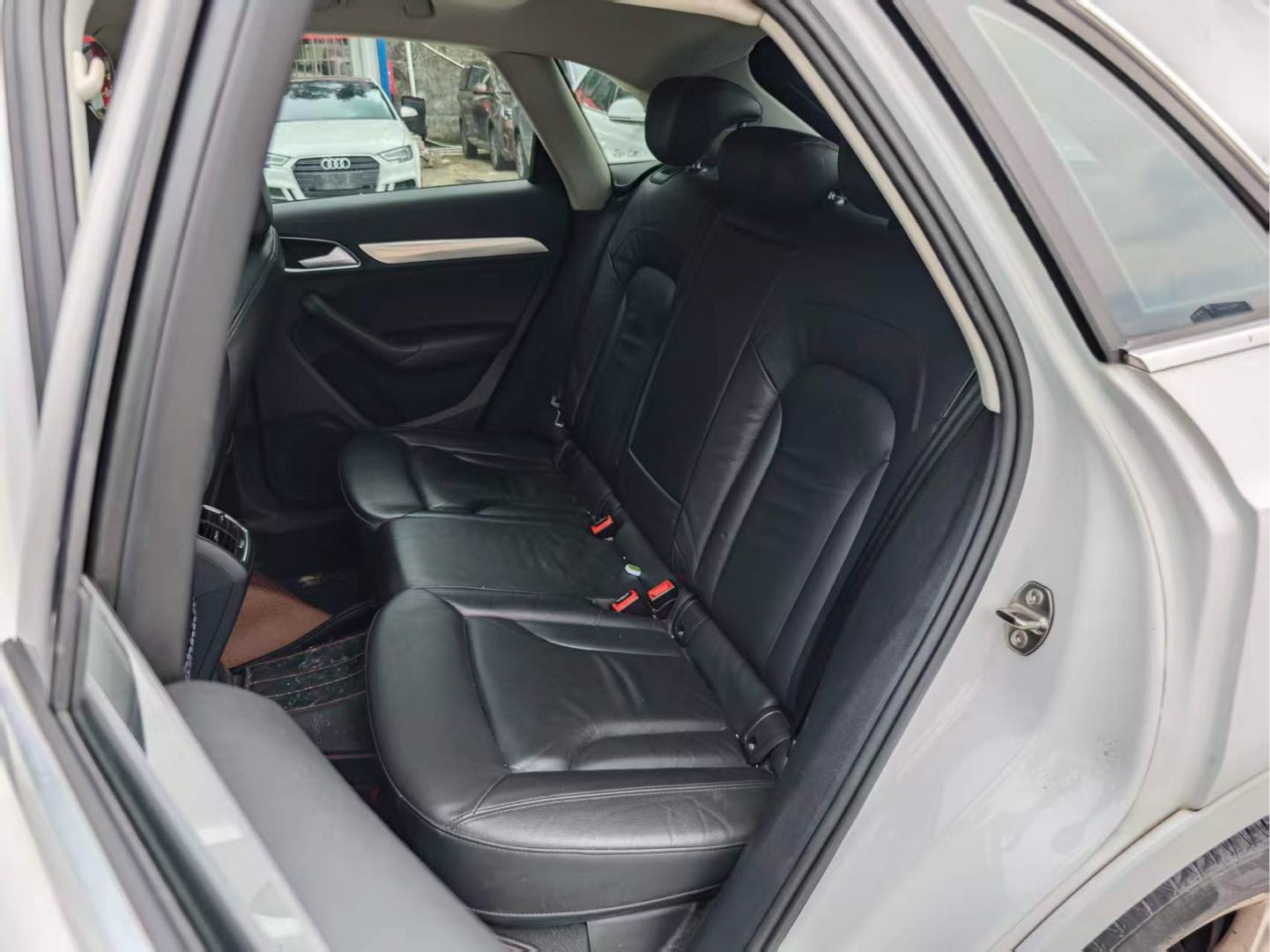 Audi Q3 2016 #10 Audi Q3 2016 car image #10