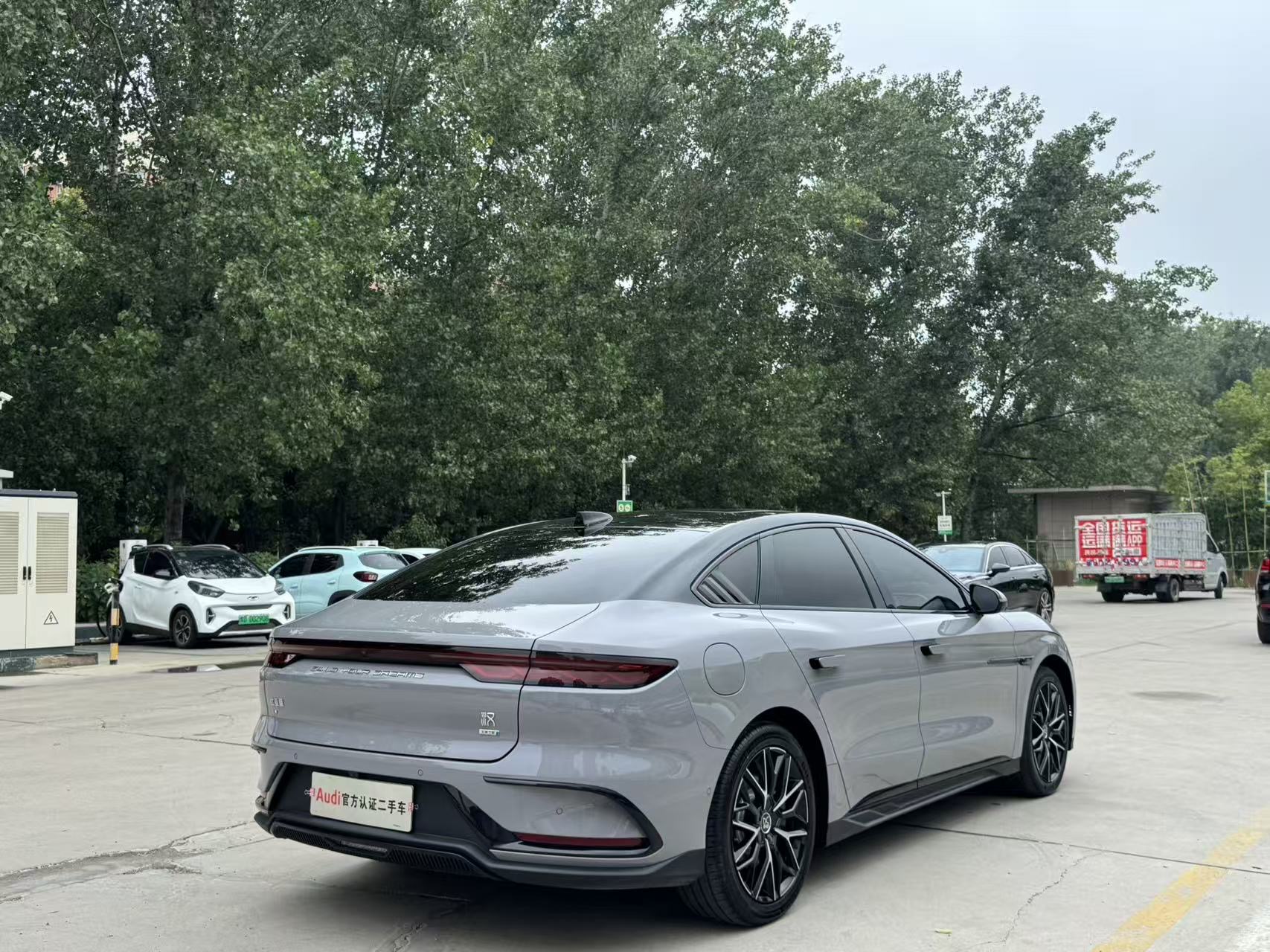 BYD Han 2025 #6 BYD Han 2025 изображение автомобиля #6