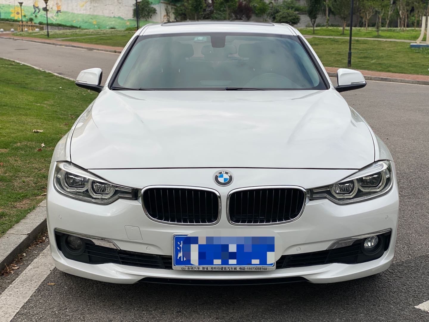 BMW 3 Series 2017 #4 BMW 3 Series 2017 car image #4
