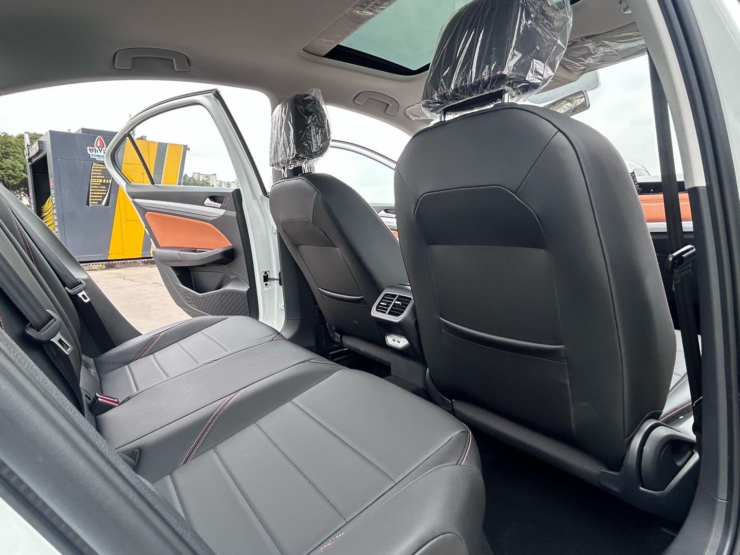 Volkswagen Bora 2025 car image #8