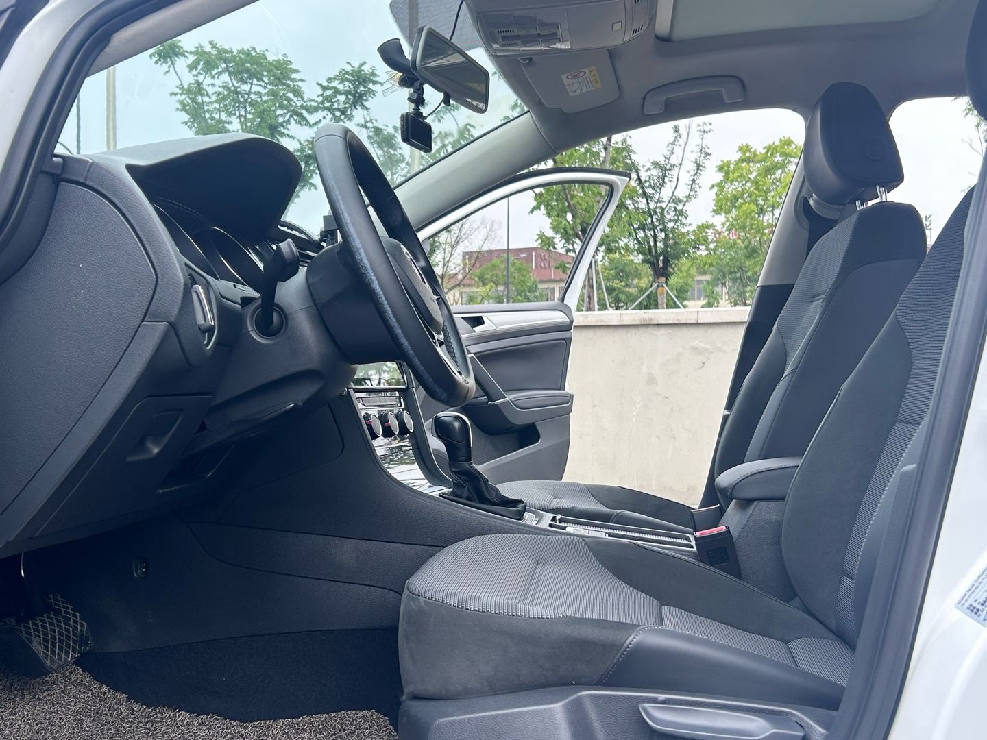 Volkswagen Golf 2018 #6 Volkswagen Golf 2018 car image #6