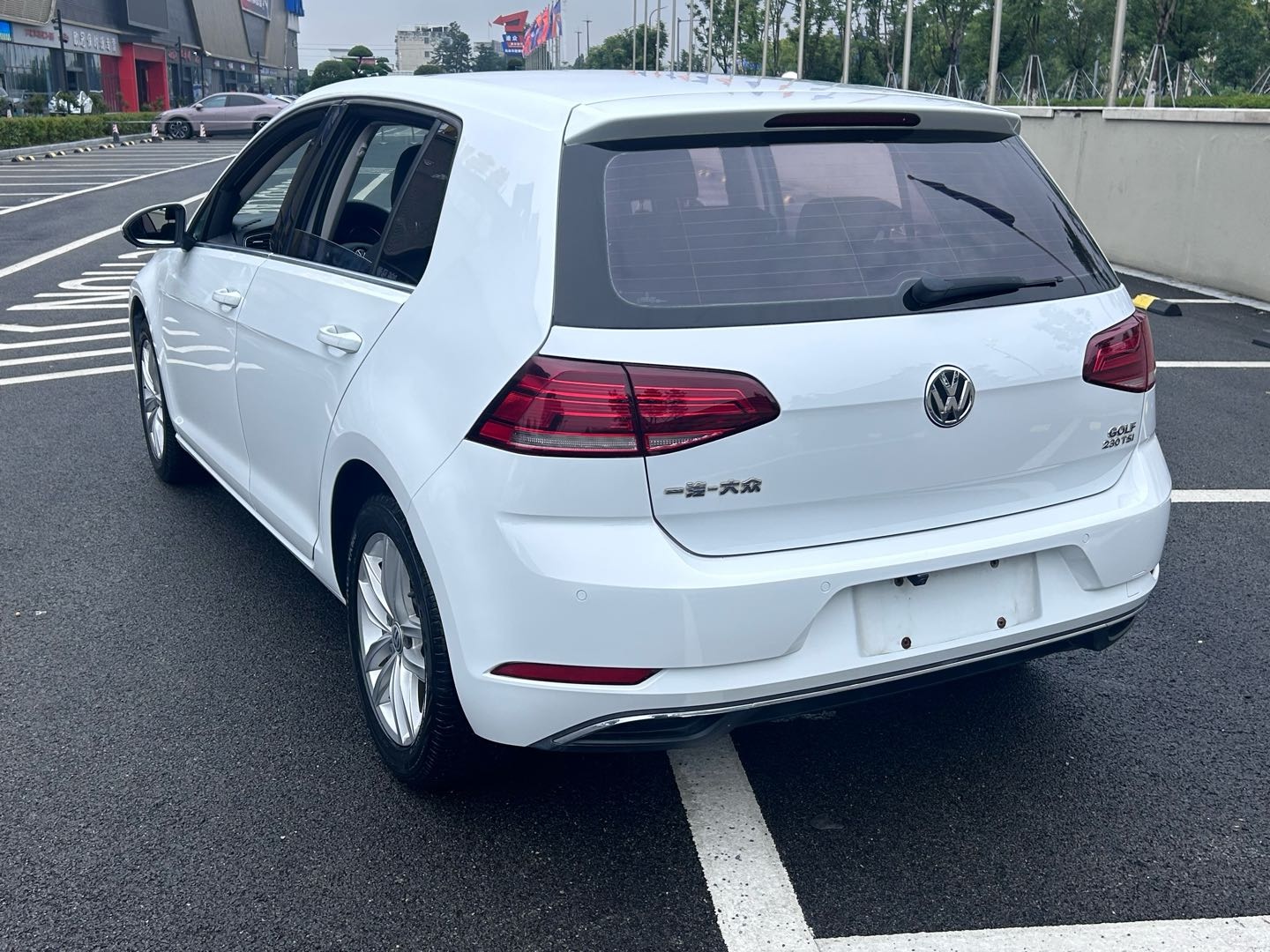 Volkswagen Golf 2018 #10 Volkswagen Golf 2018 car image #10