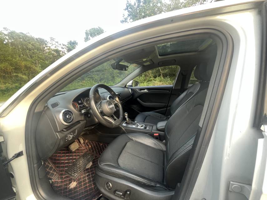 2017 immagine di auto #10