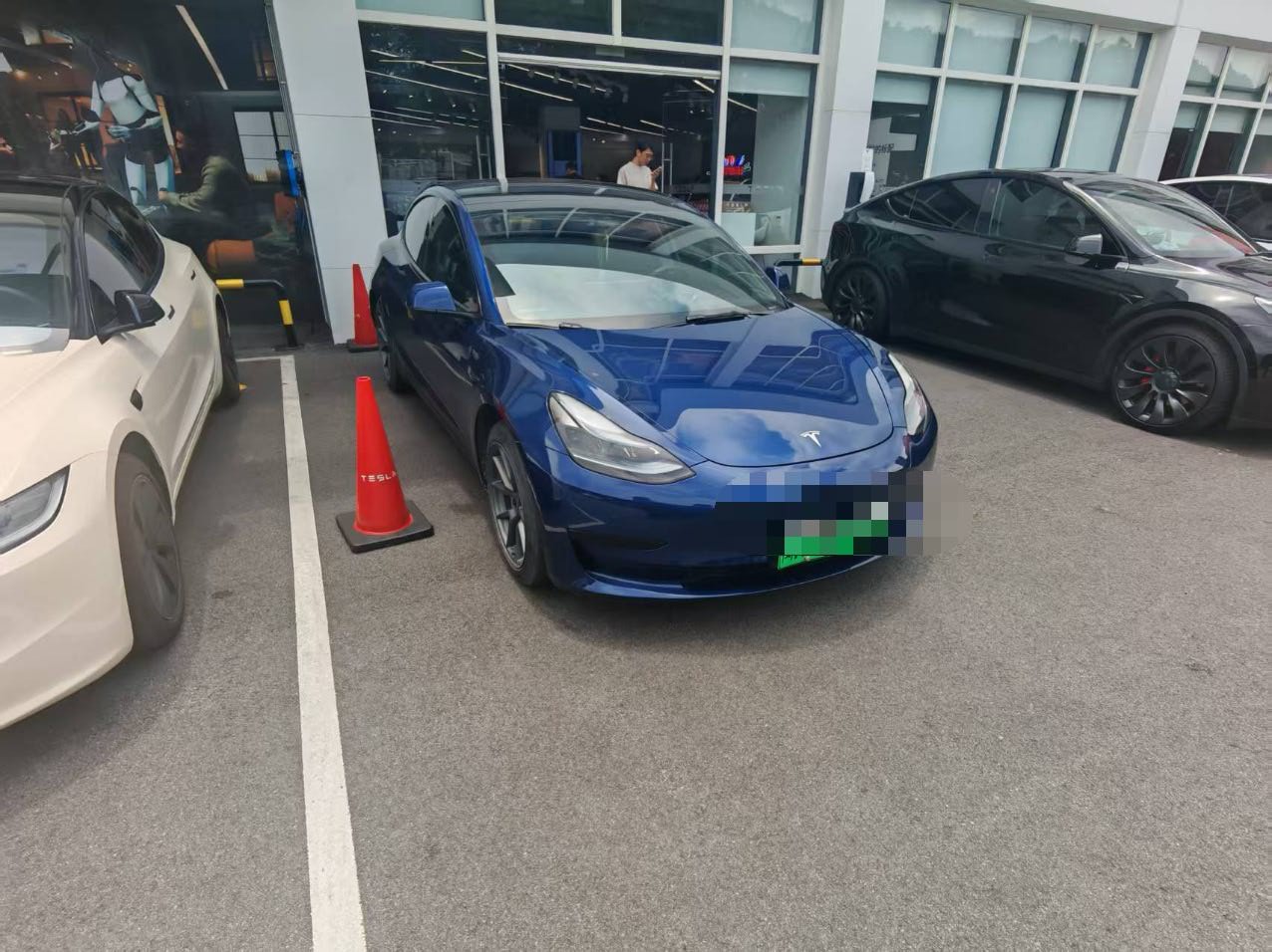 Tesla Model 3 2021 #4 Tesla Model 3 2021 car image #4