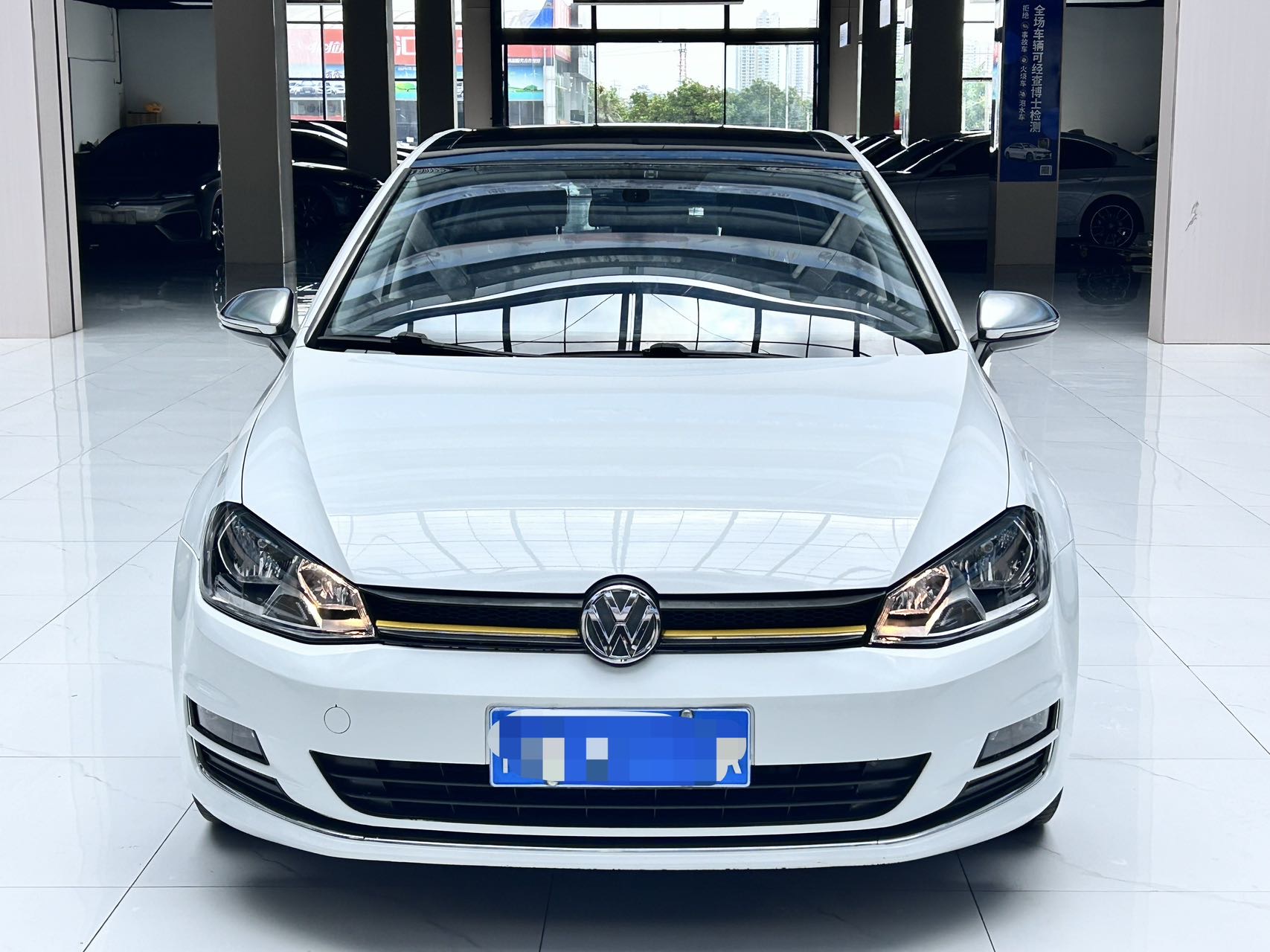 Volkswagen Golf 2015 car image #4