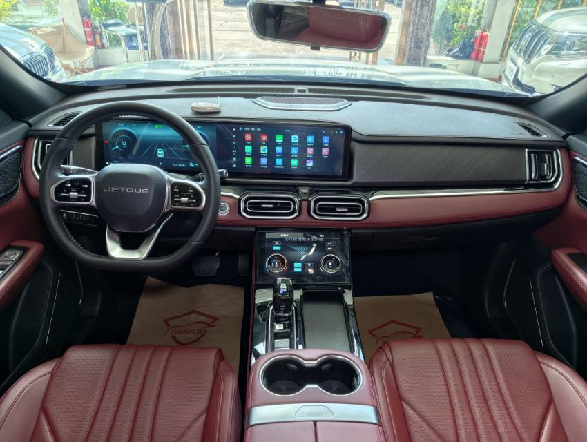 Jetour X70 PLUS 2024 #10 Jetour X70 PLUS 2024 car image #10