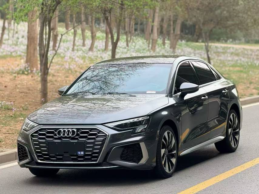 Audi A3 2024 car image #2