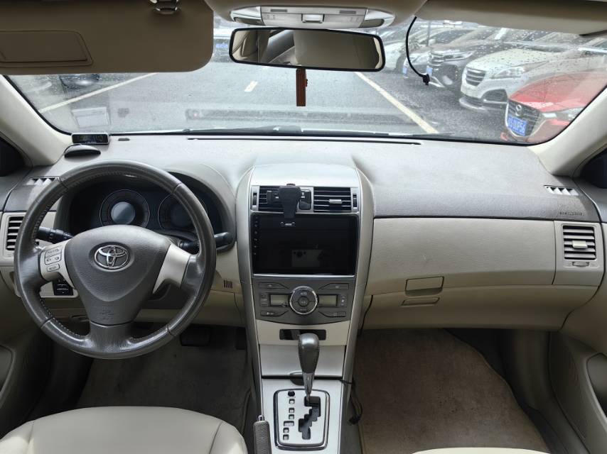 Toyota Corolla 2010 #7 Toyota Corolla 2010 car image #7