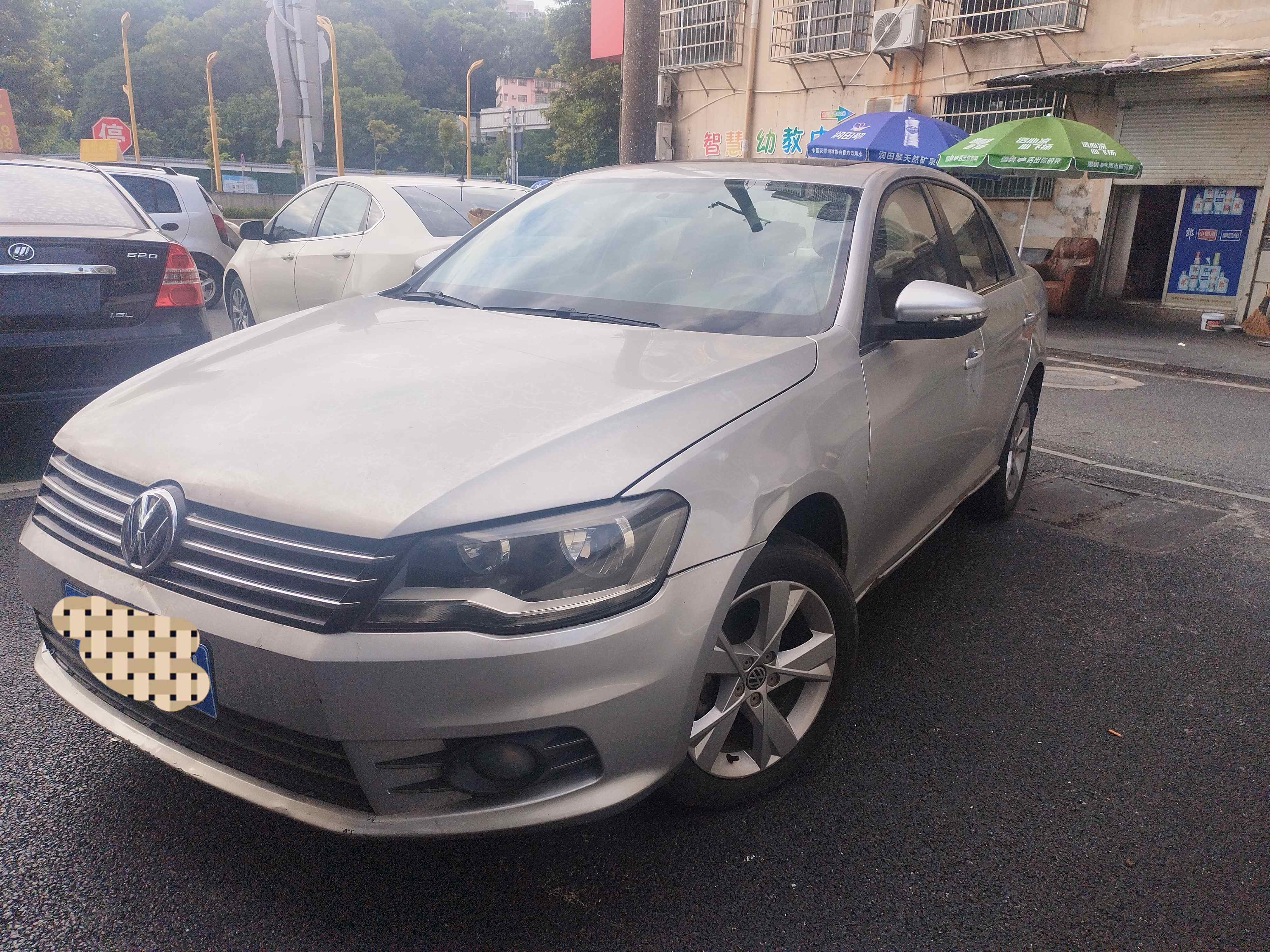 Volkswagen Bora 2015 car image #2