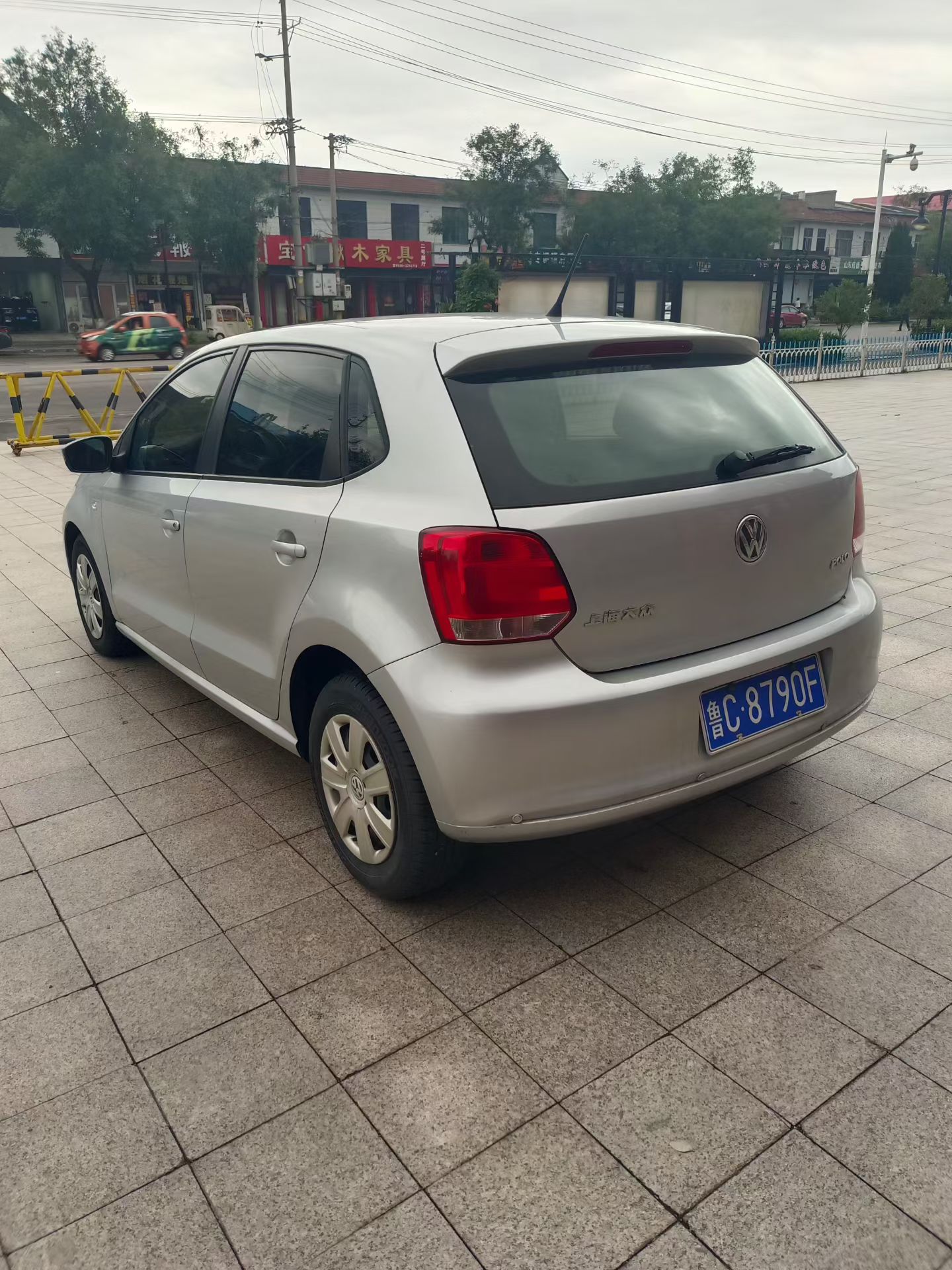 Volkswagen Polo 2012 #8 Volkswagen Polo 2012 car image #8