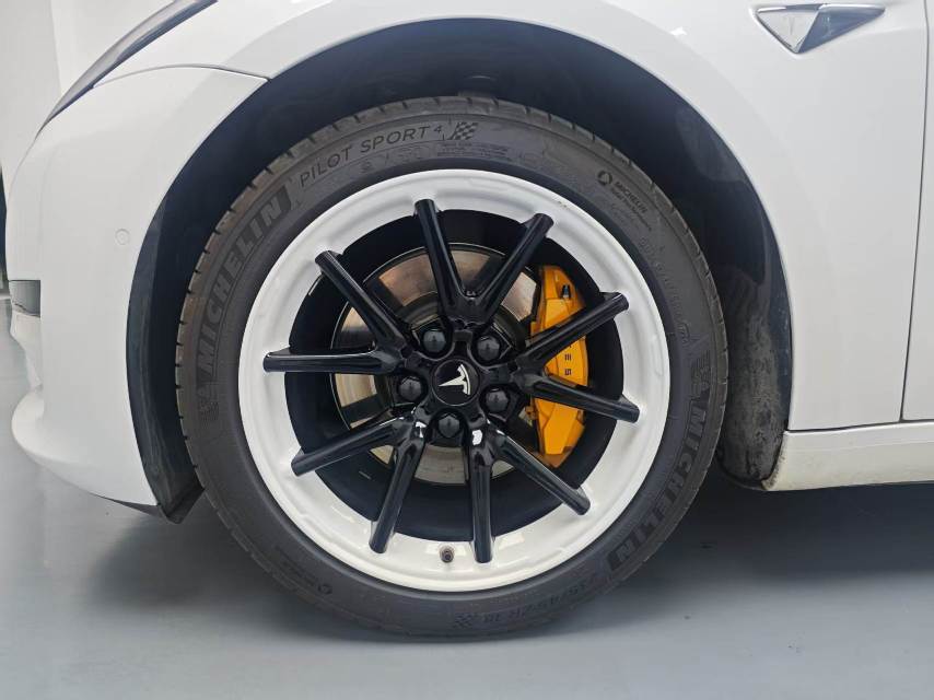 Tesla Model 3 2020 car image #7