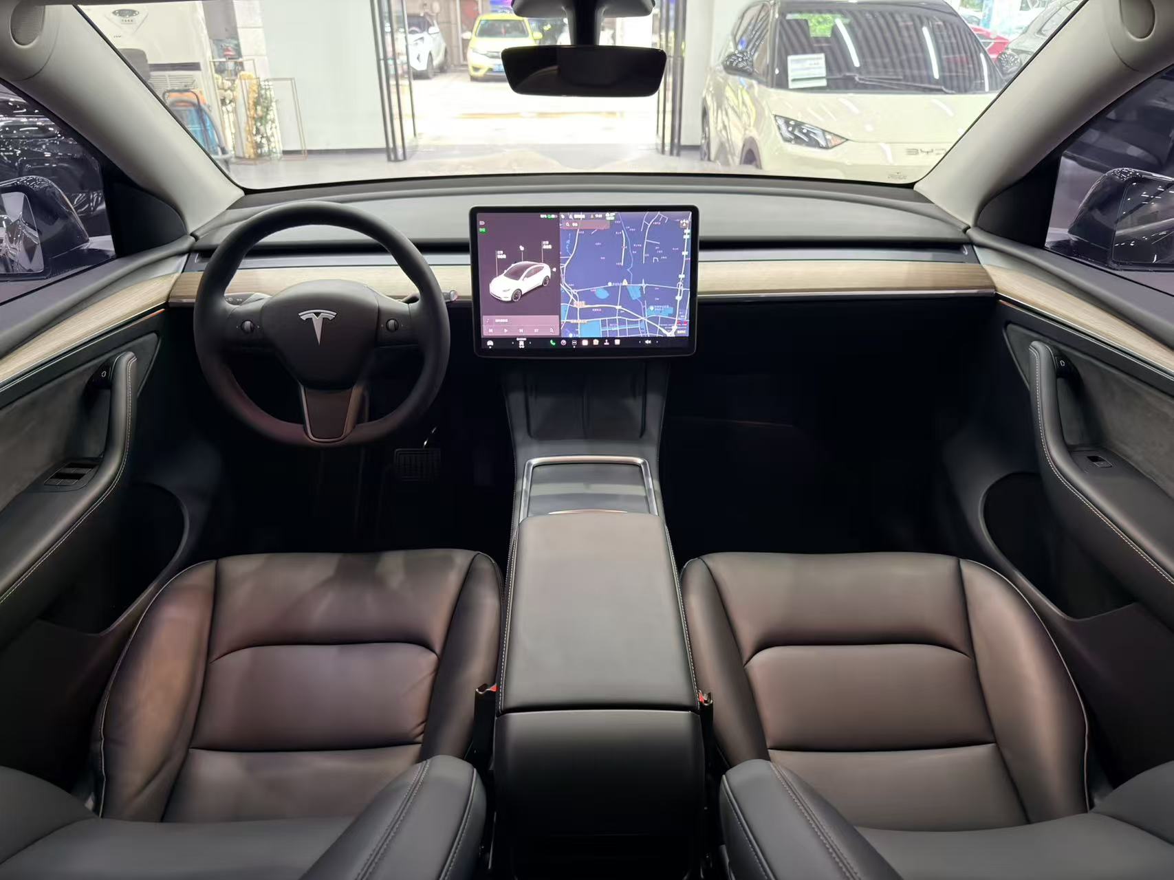 Tesla Model Y 2021 #9 Tesla Model Y 2021 car image #9