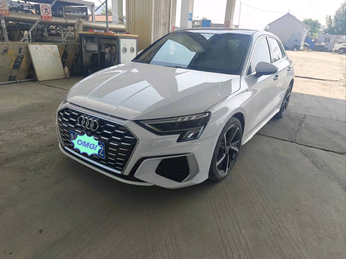 2023 car image #2