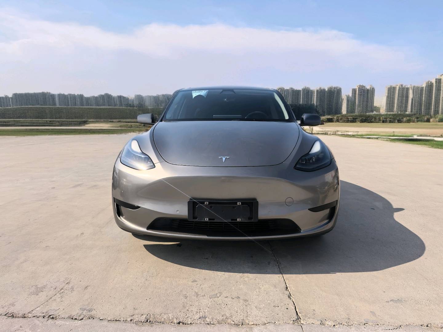 Tesla Model Y 2022 #4 Tesla Model Y 2022 car image #4