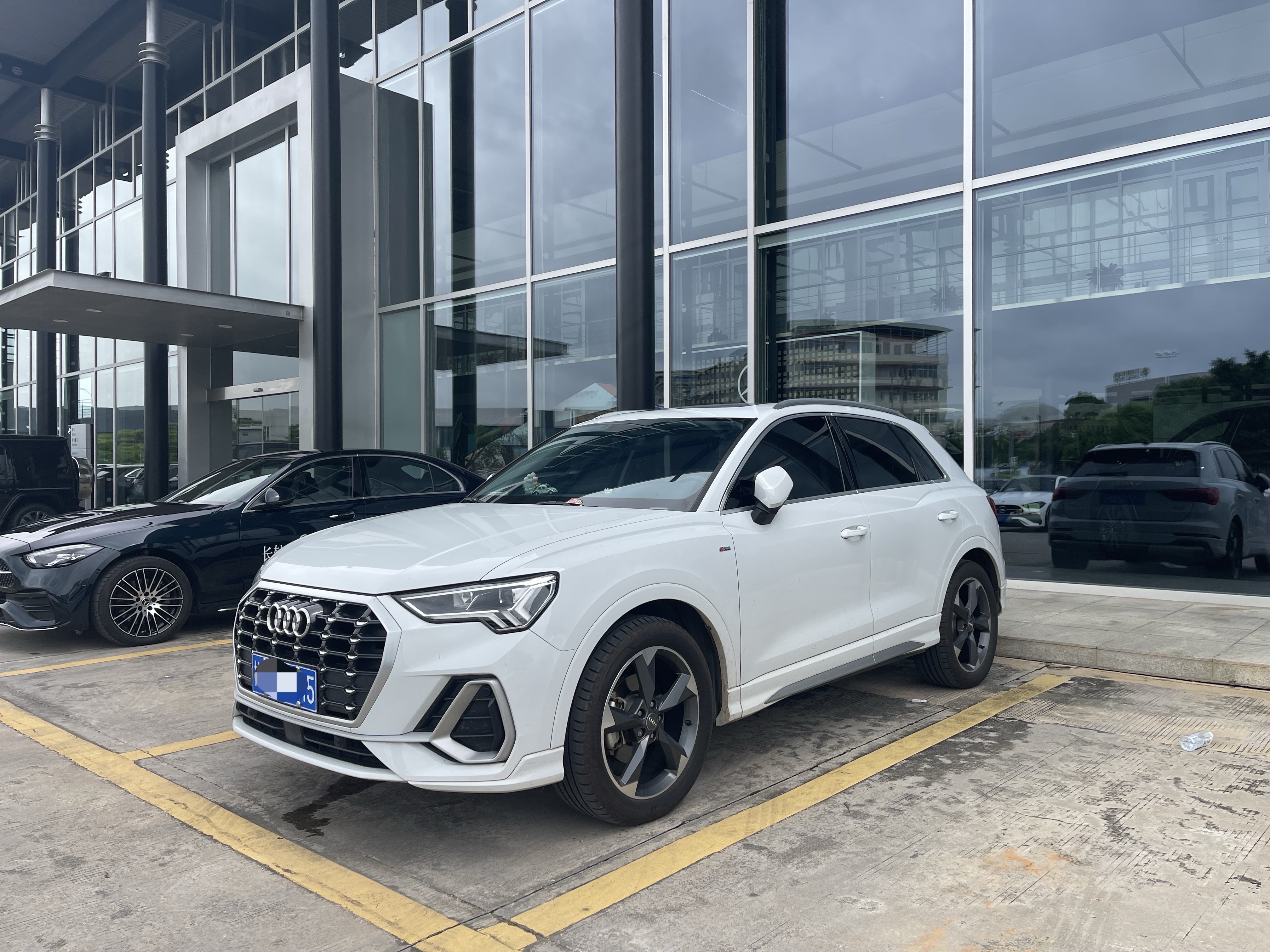 Audi Q3 2020 #2 Audi Q3 2020 car image #2
