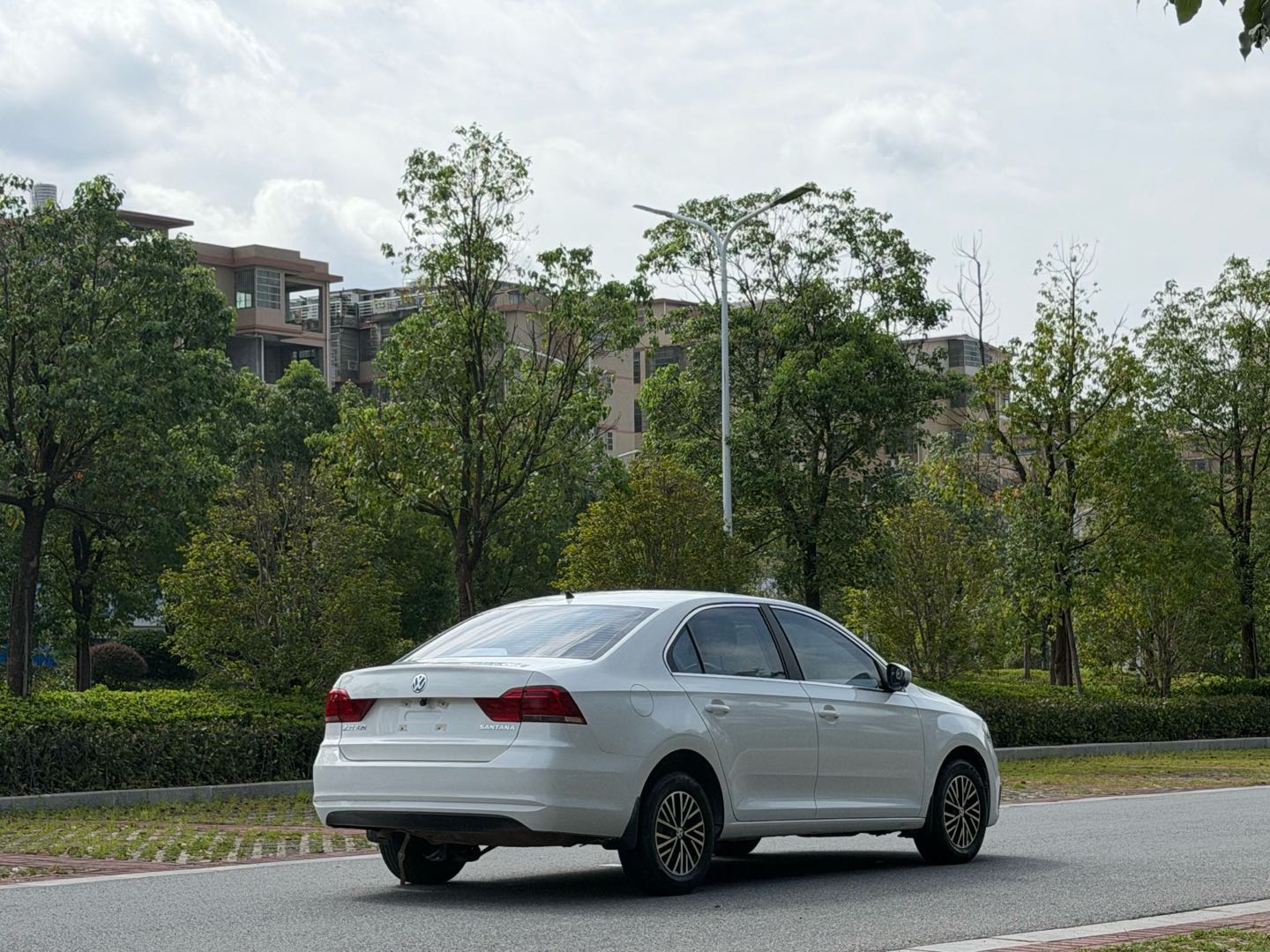 Volkswagen Santana 2019 #9 Volkswagen Santana 2019 car image #9