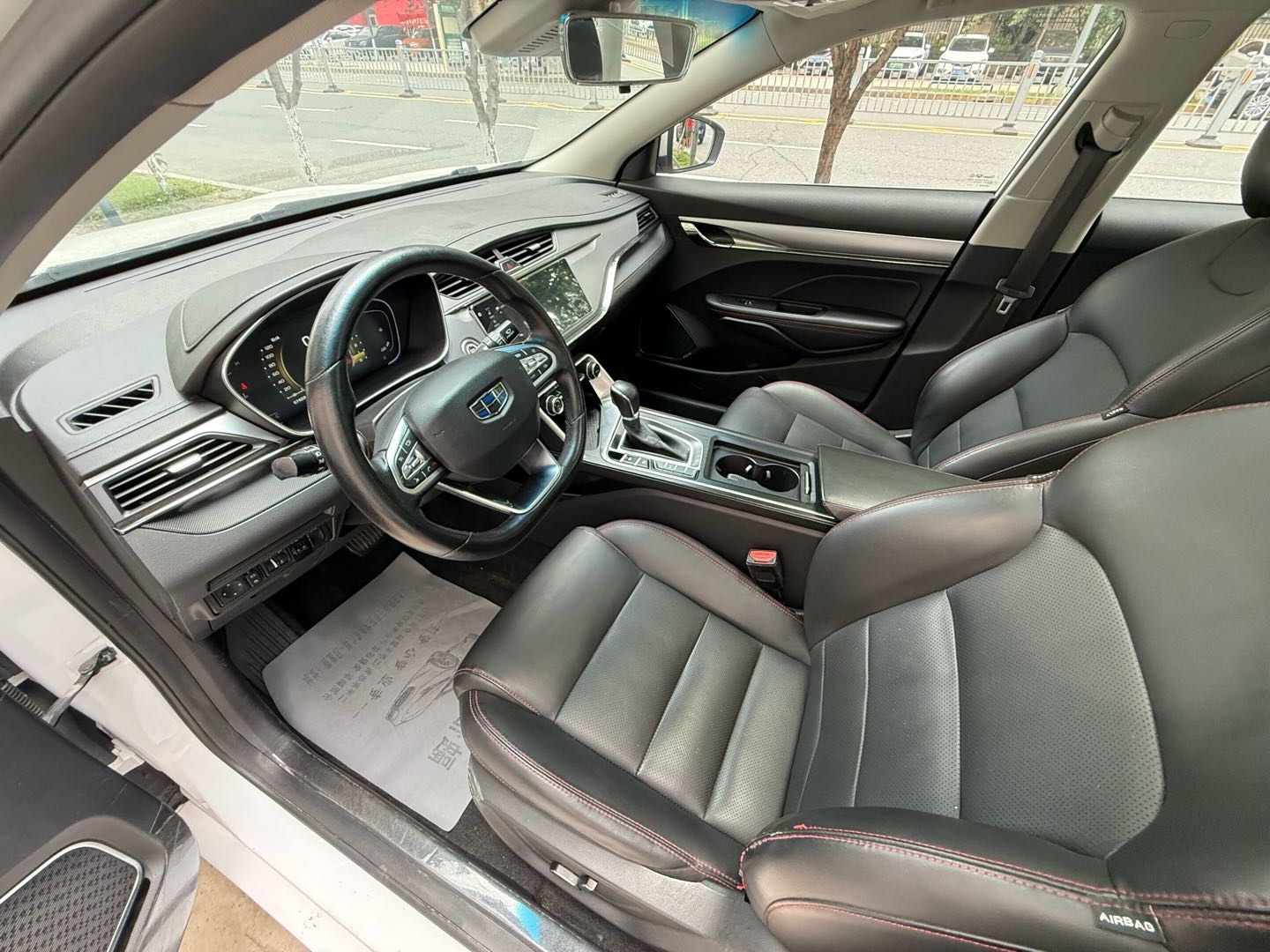 GEELY Binray 2019 car image #6