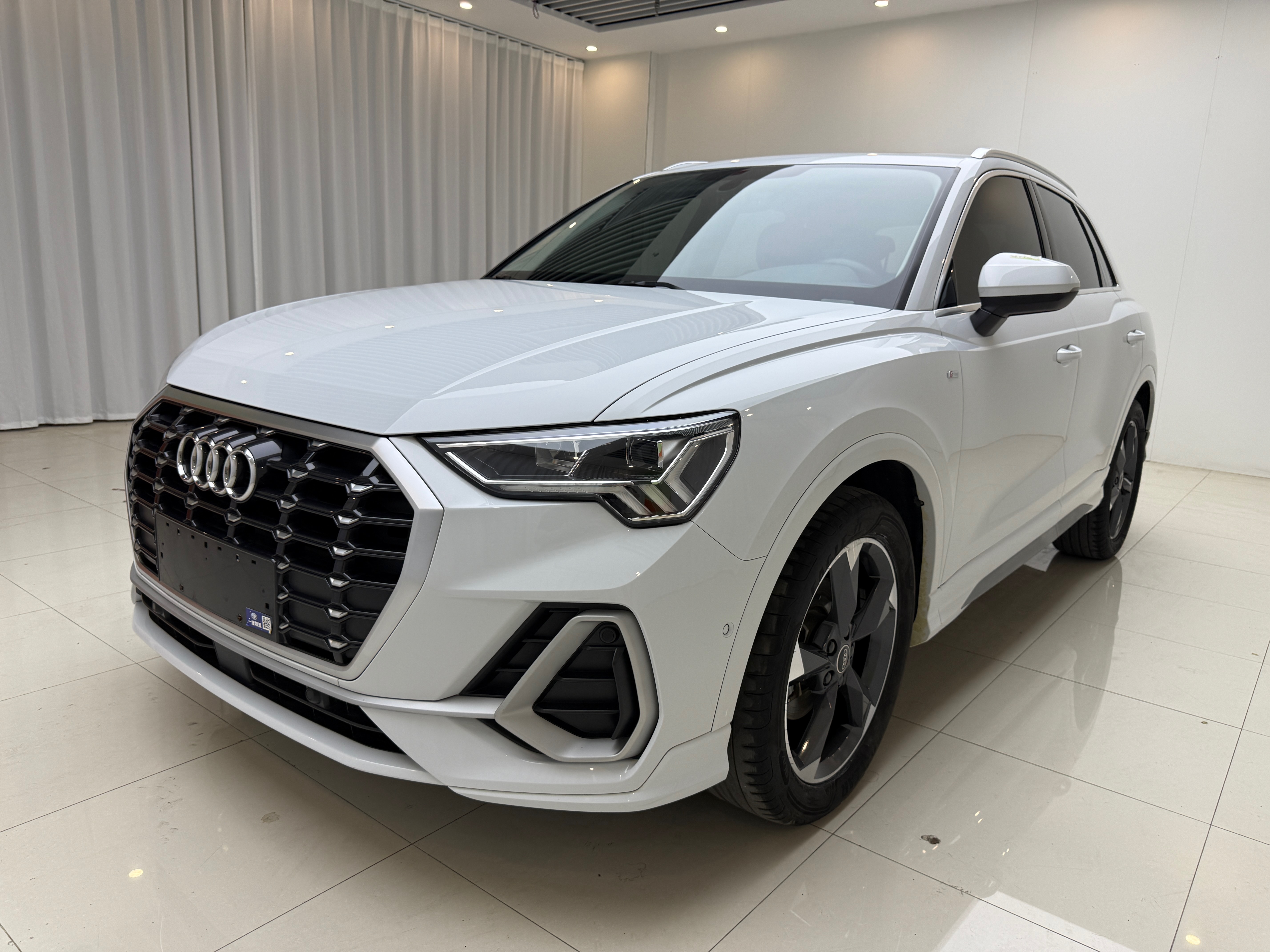 Audi Q3 2022 #2 Audi Q3 2022 car image #2
