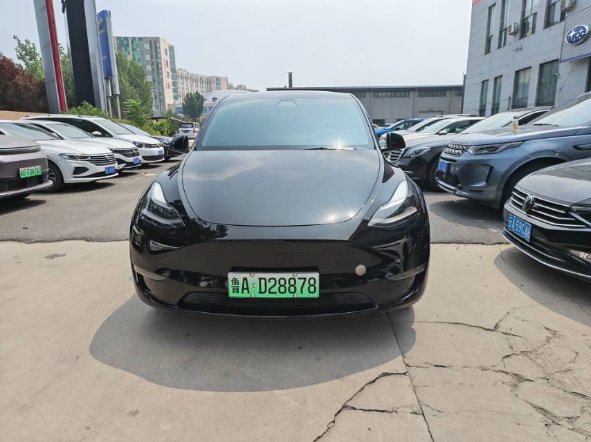 Tesla Model Y 2021 #4 Tesla Model Y 2021 car image #4