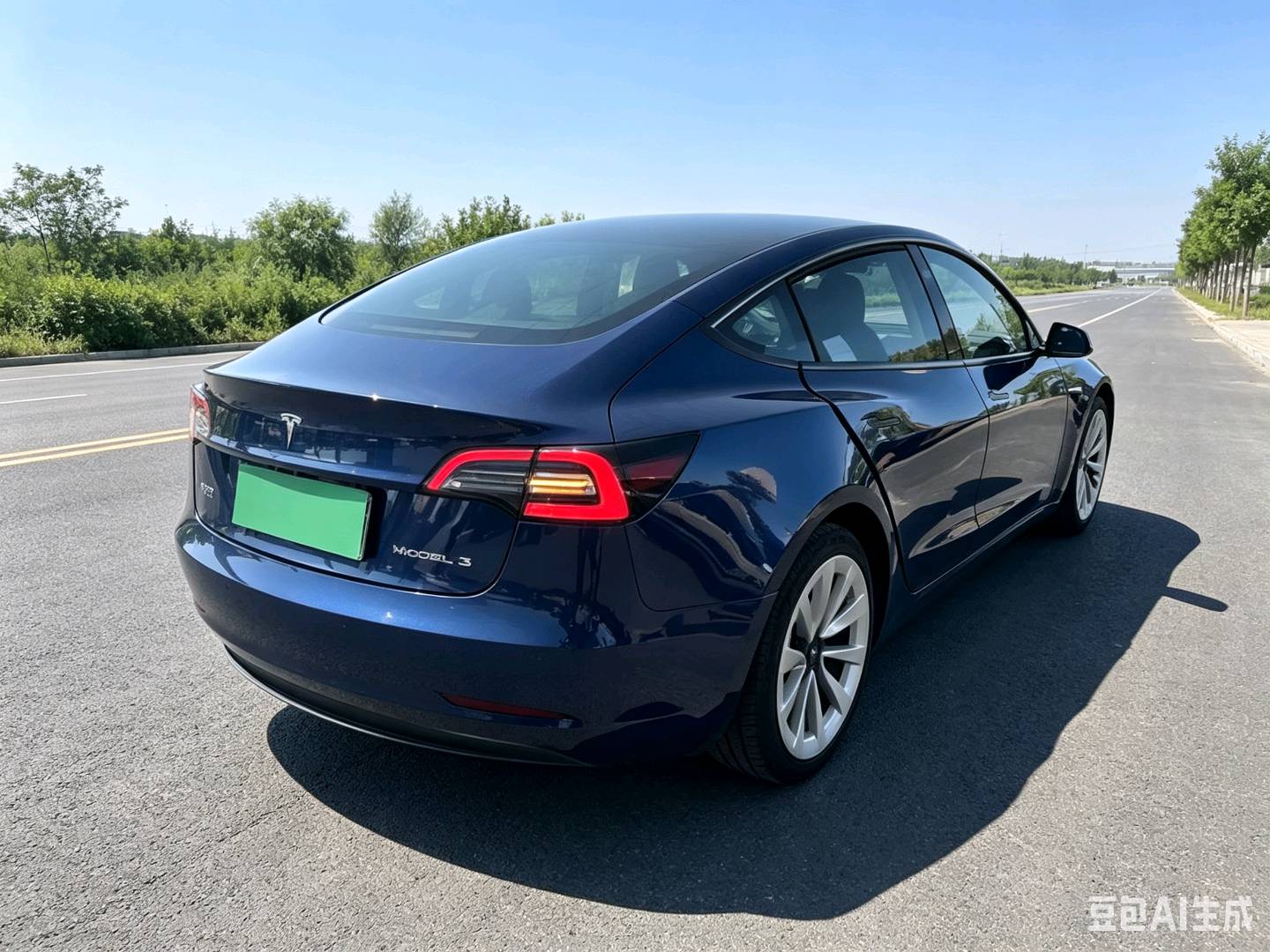 Tesla Model 3 2023 #11 Tesla Model 3 2023 car image #11