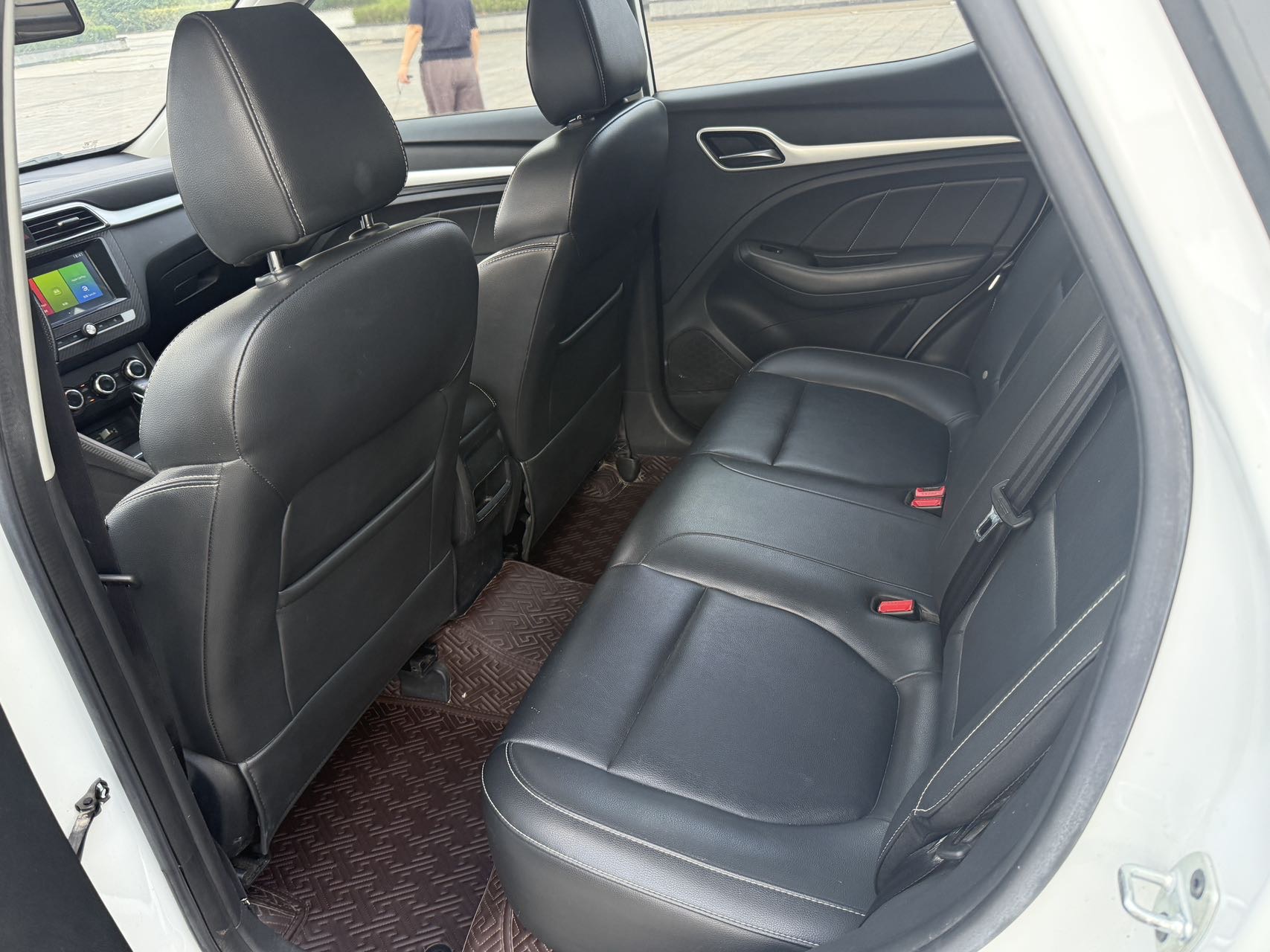 MG ZS 2019 car image #10