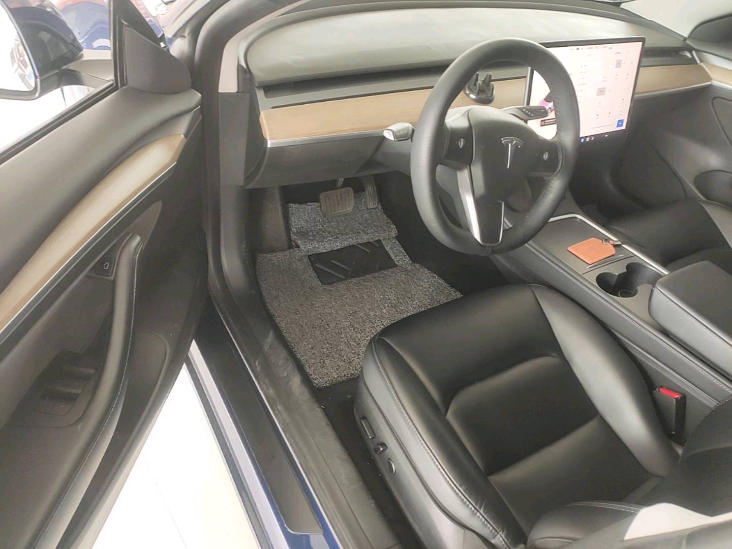 Tesla Model 3 2023 #10 Tesla Model 3 2023 car image #10