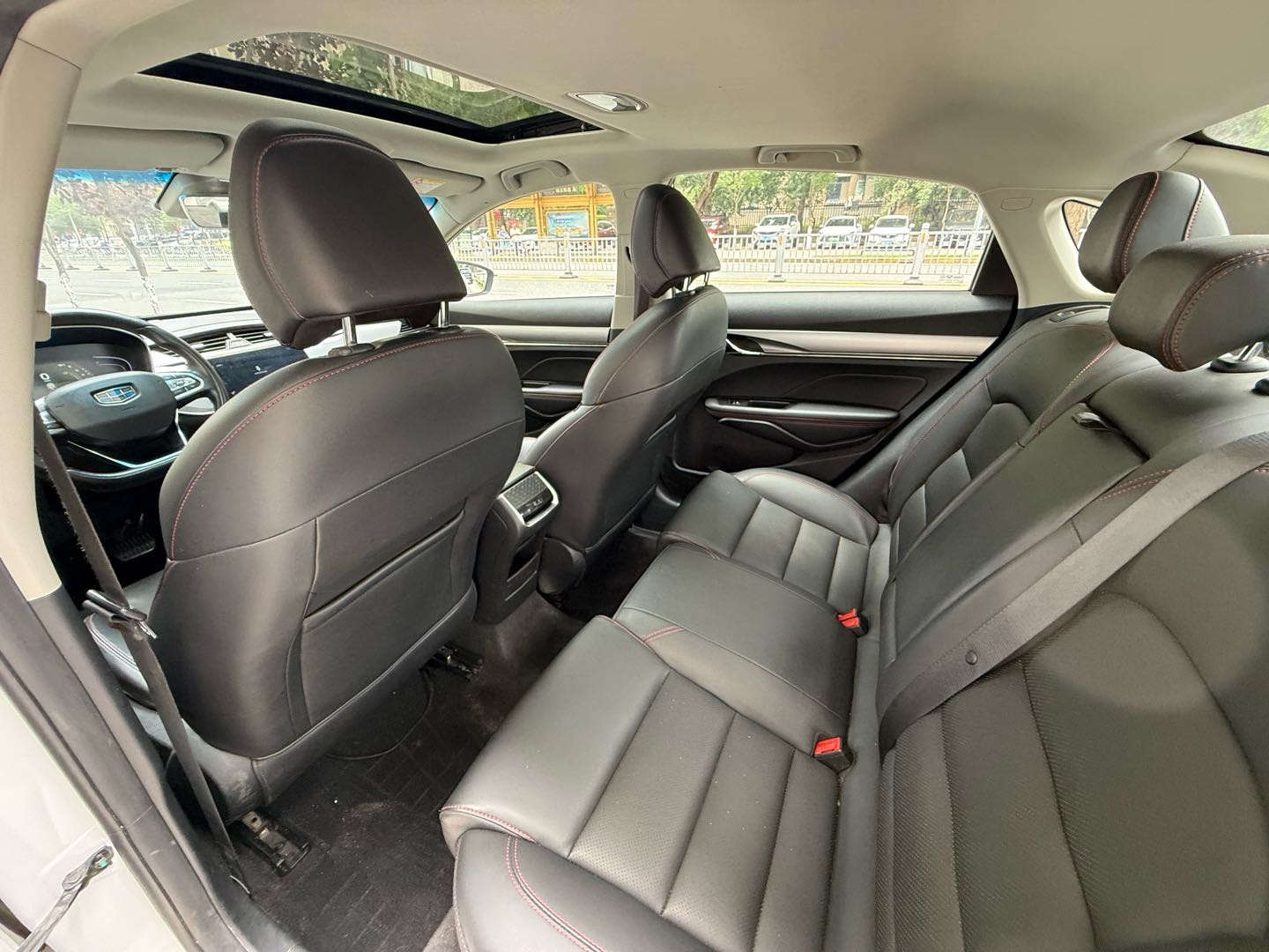 GEELY Binray 2019 car image #7