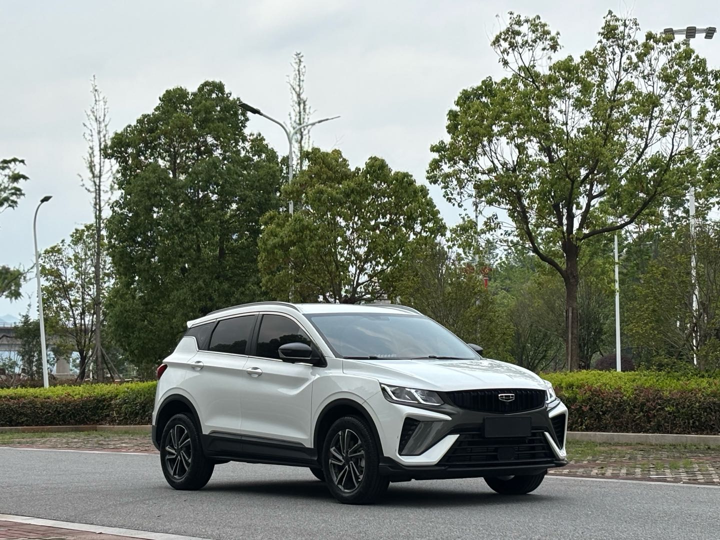 GEELY Coolray 2024 car image #5